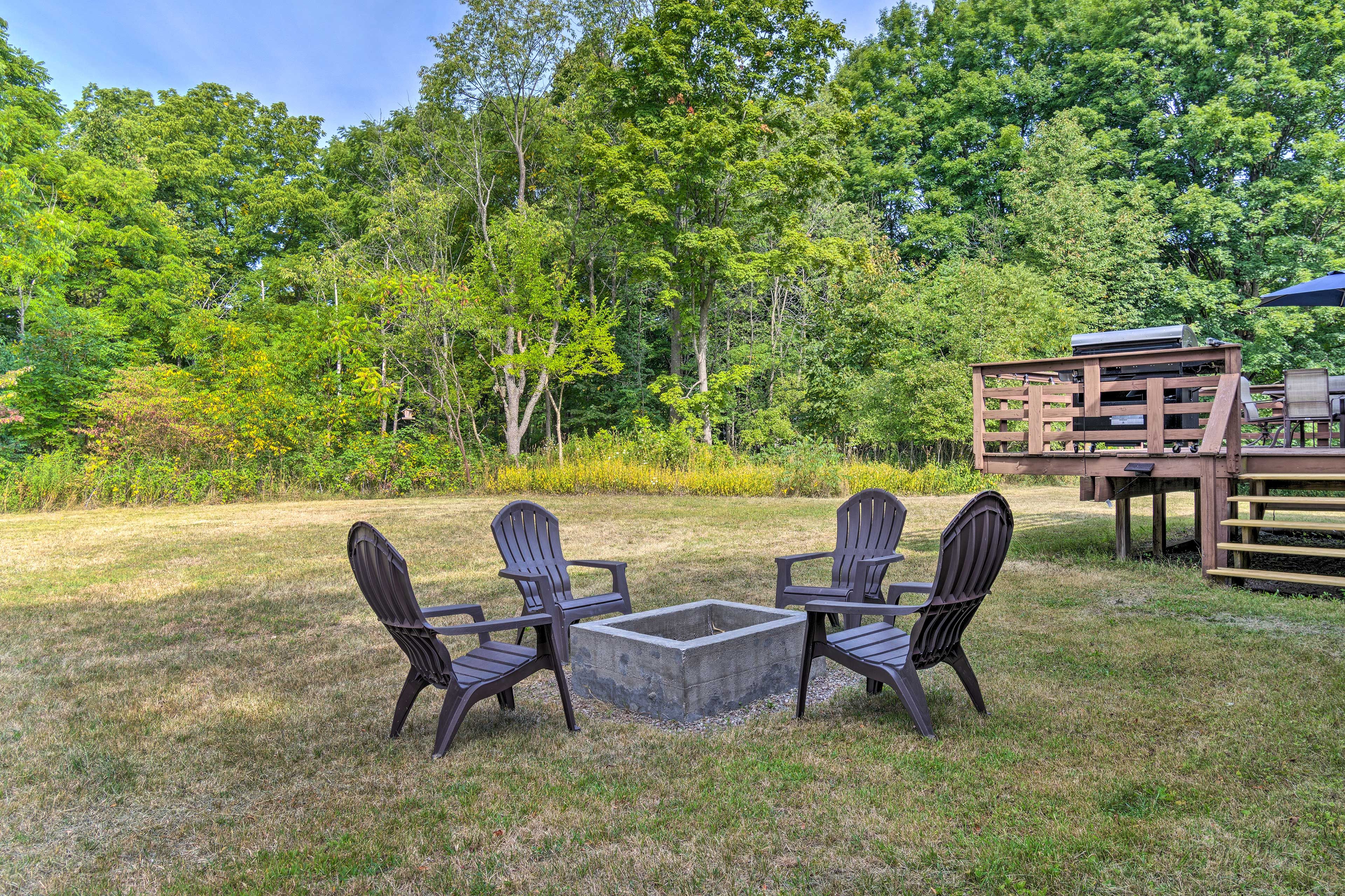 Fire Pit (Wood Provided)