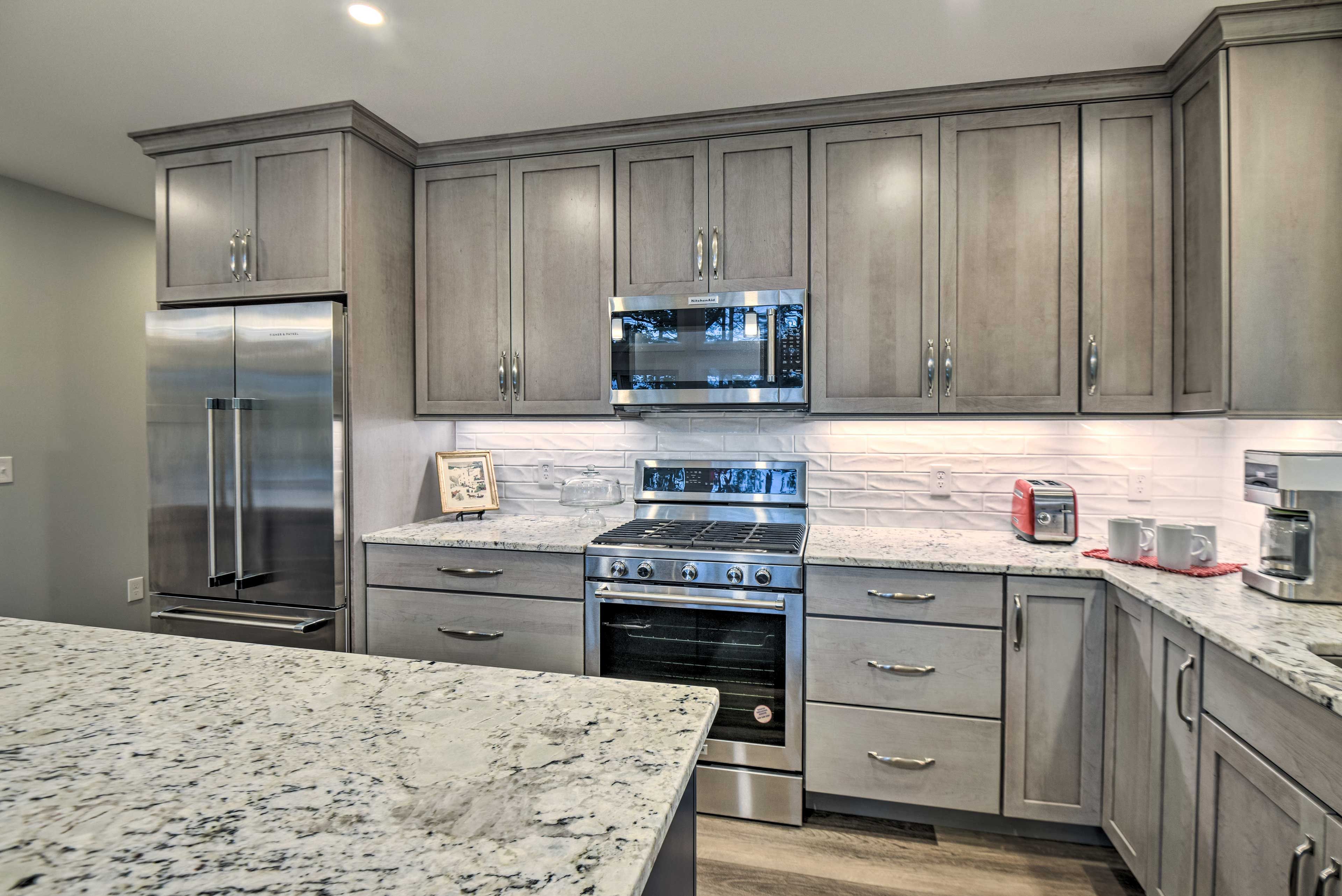 Kitchen | 1st Floor | Toaster | Coffee Maker | Cooking Basics