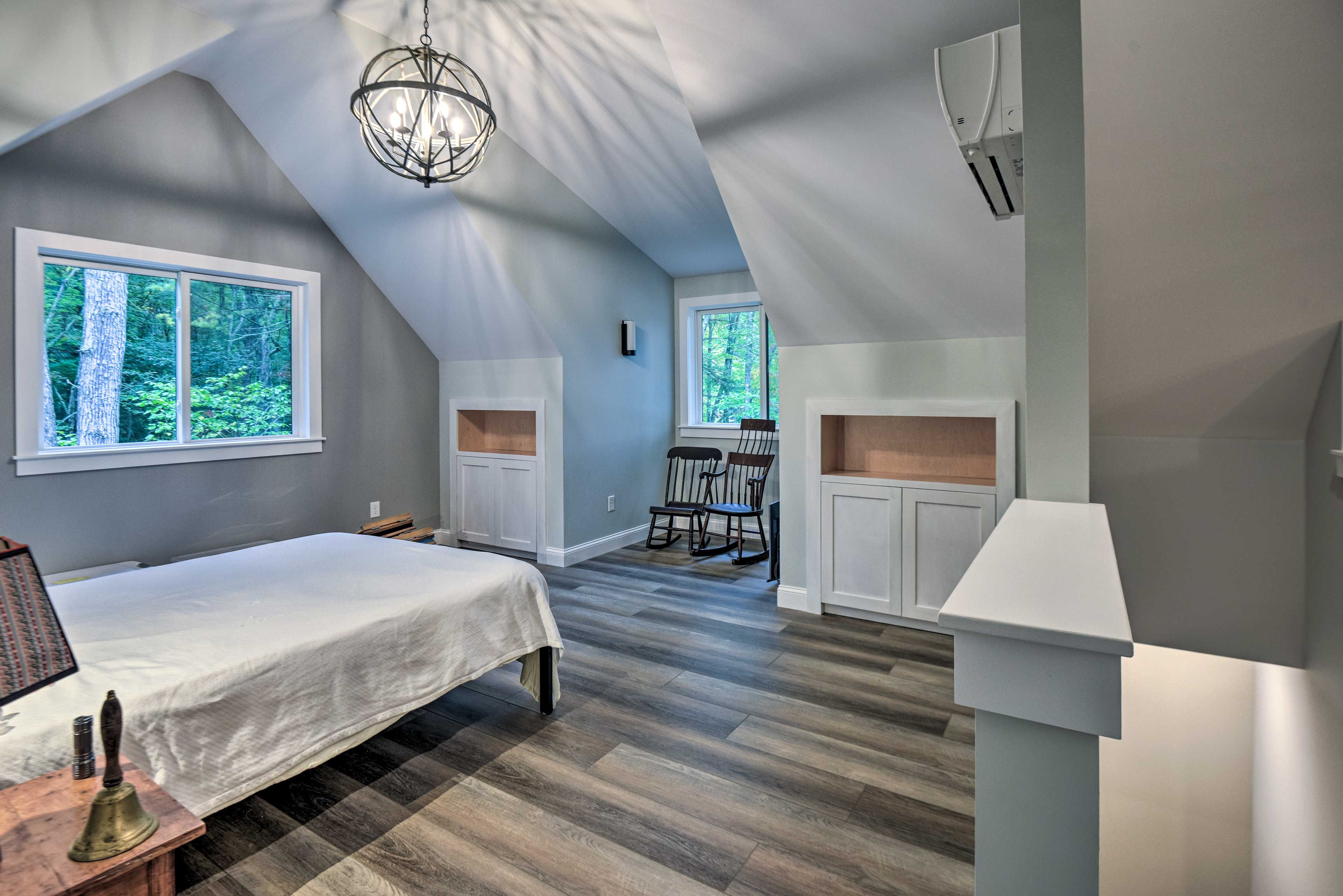 Bedroom 1 | 2nd Floor | Full Bed | Linens Provided