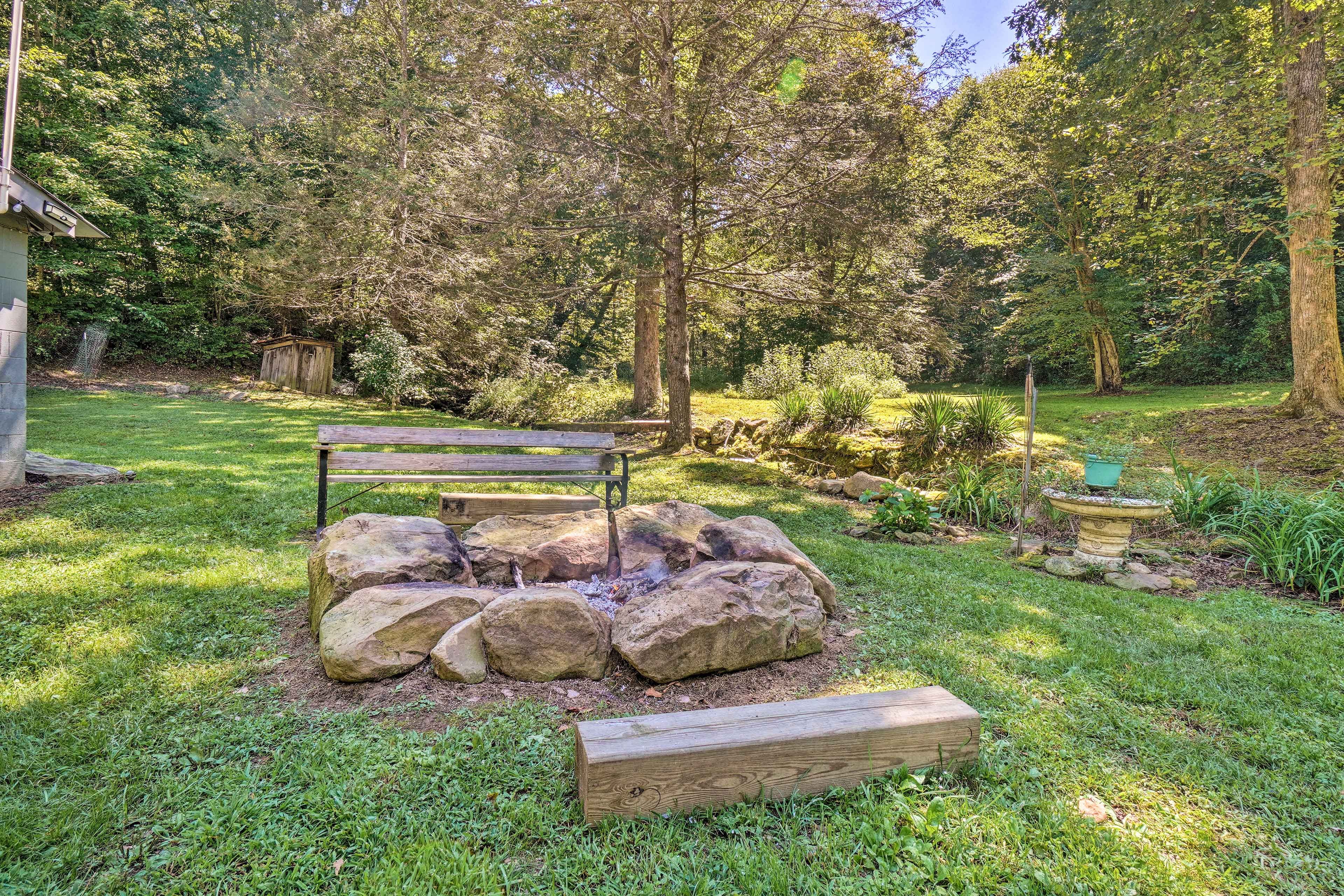 Private Land | Fire Pit (Wood Not Provided)
