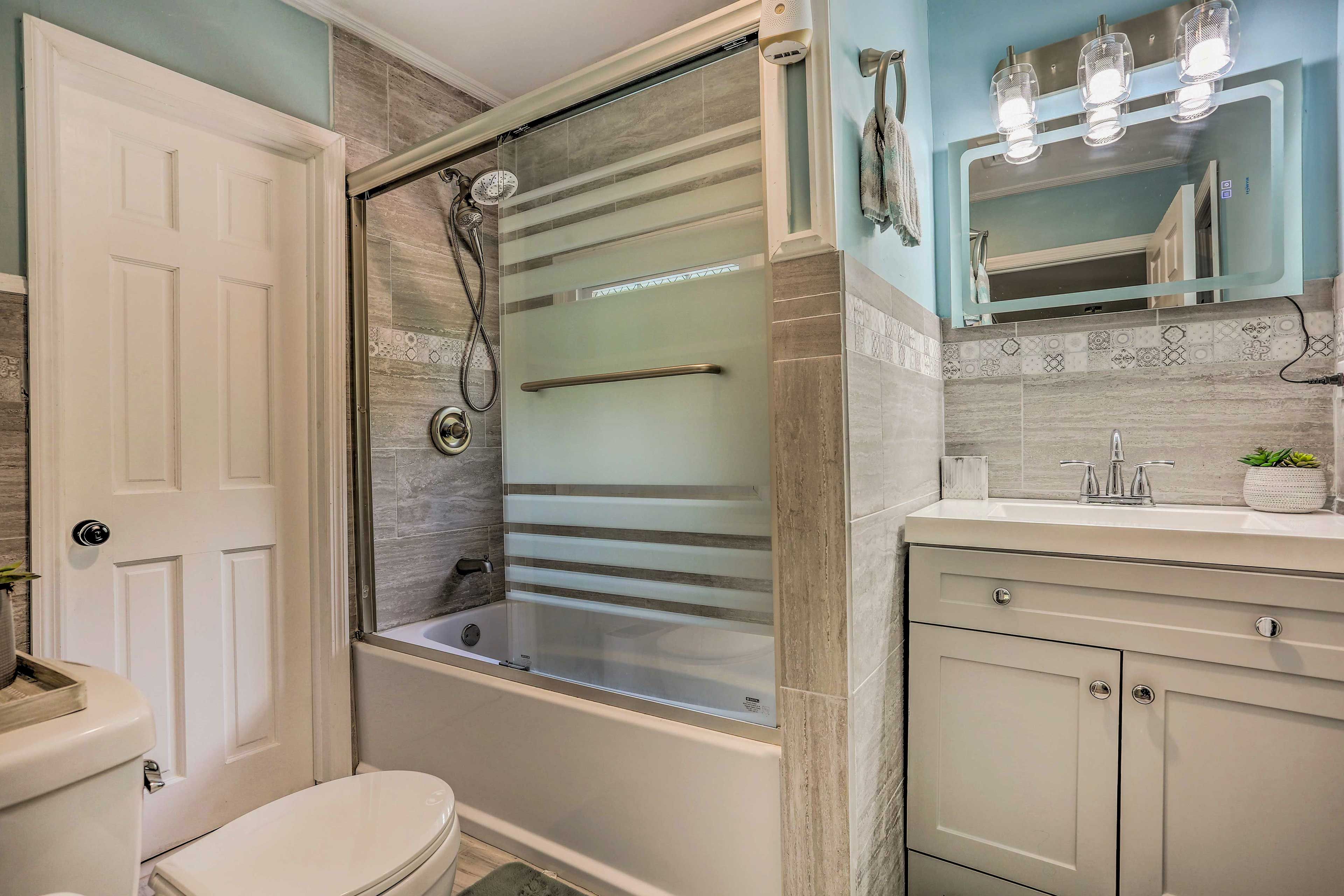 Full Bathroom