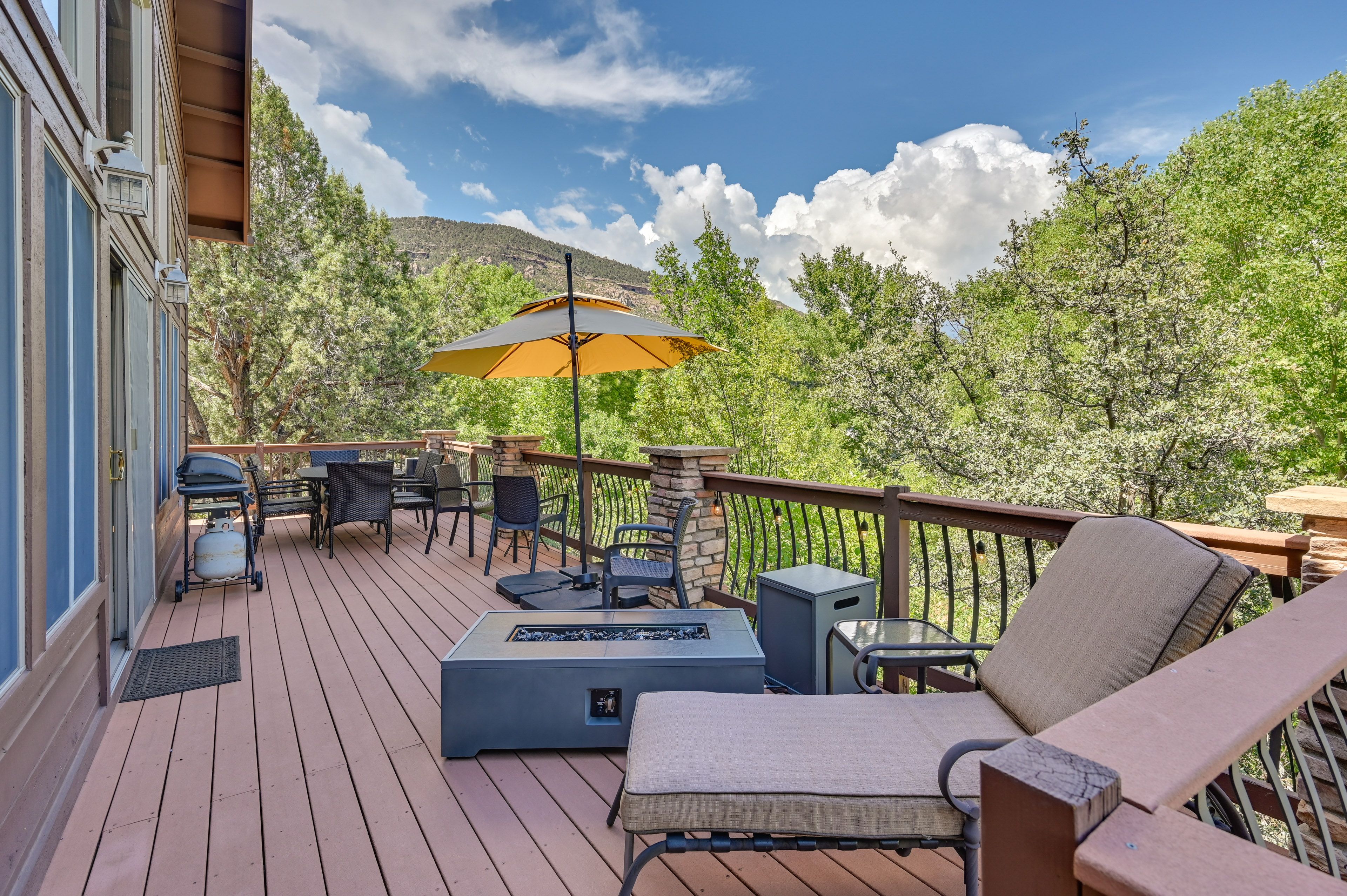 Large Deck | Fire Pit | Gas Grill | Mountain Views
