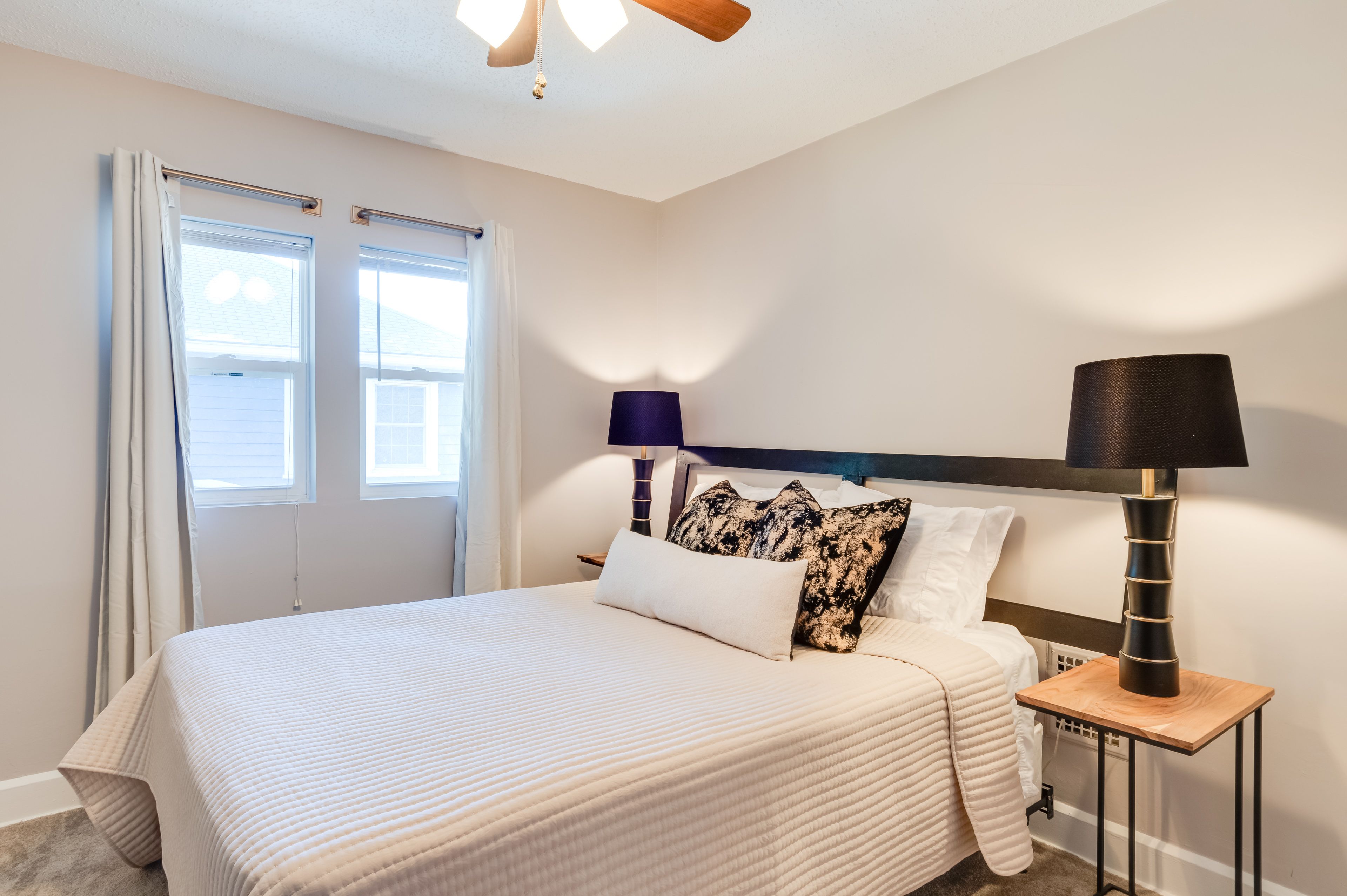 Bedroom 2 | Queen Bed | 2nd Floor