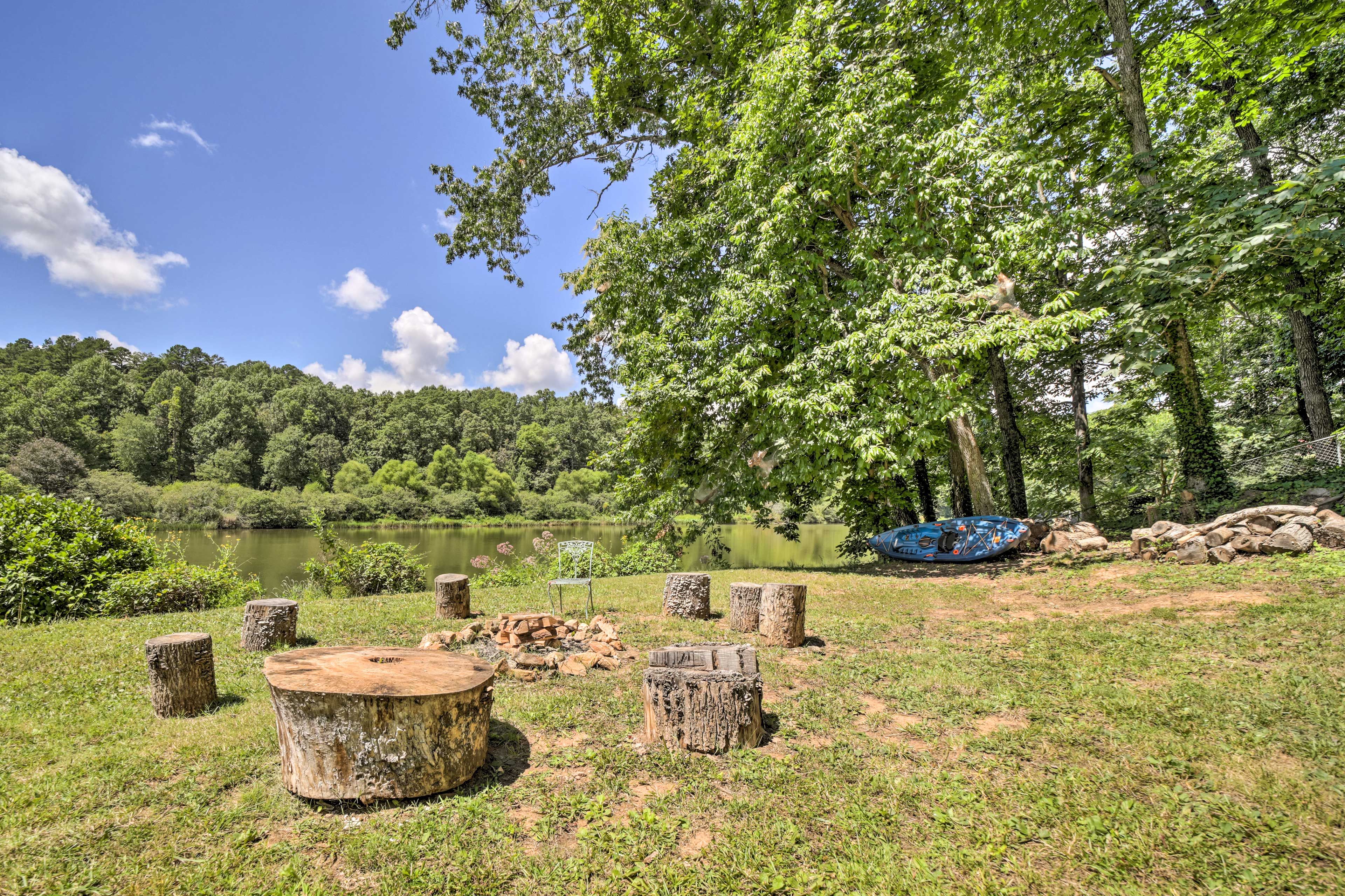 Franklin Vacation Rental | 2BR | 2BA | Step-Free Access | 800 Sq Ft