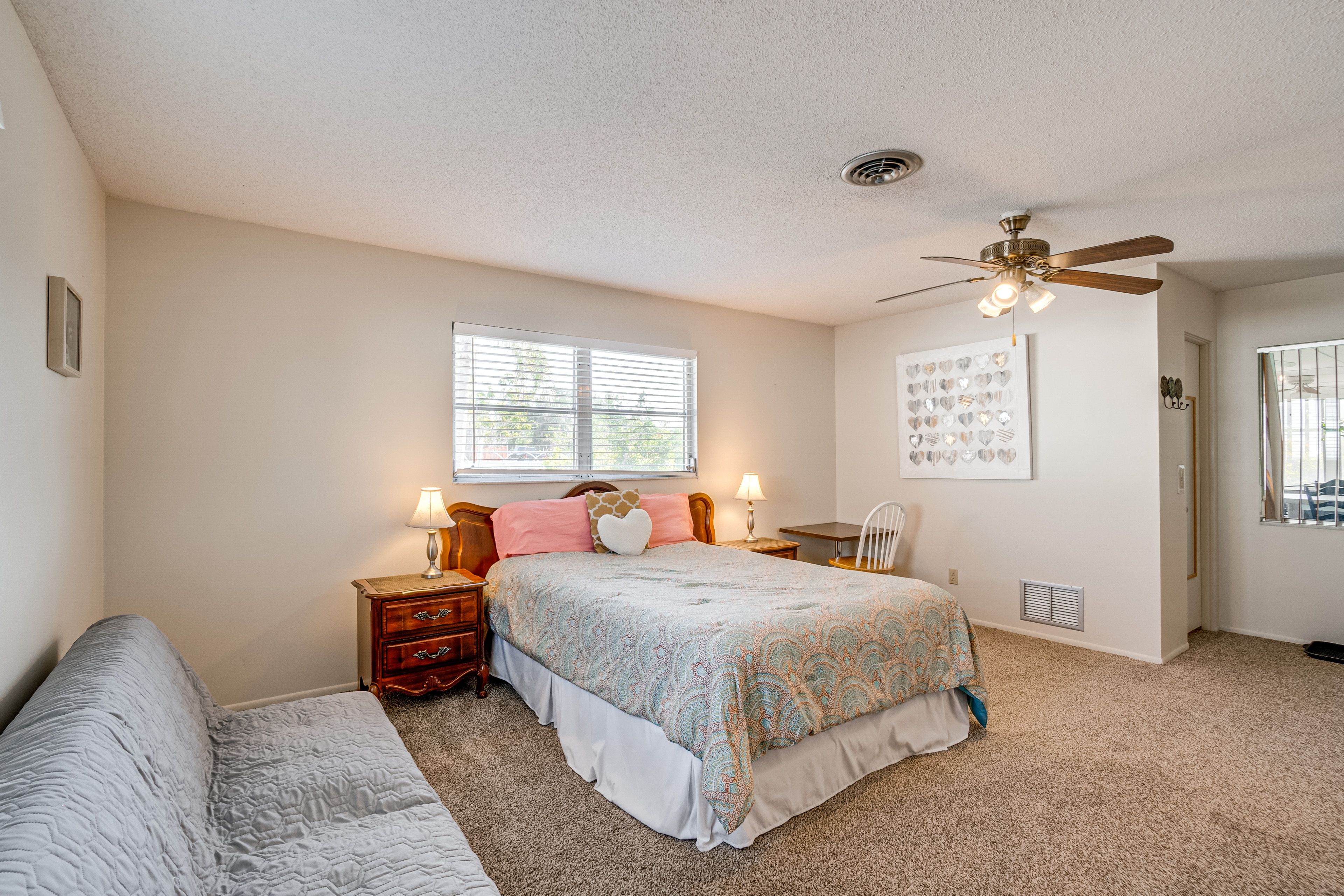 Bedroom 1 | Queen Bed | Futon | En-Suite Bathroom