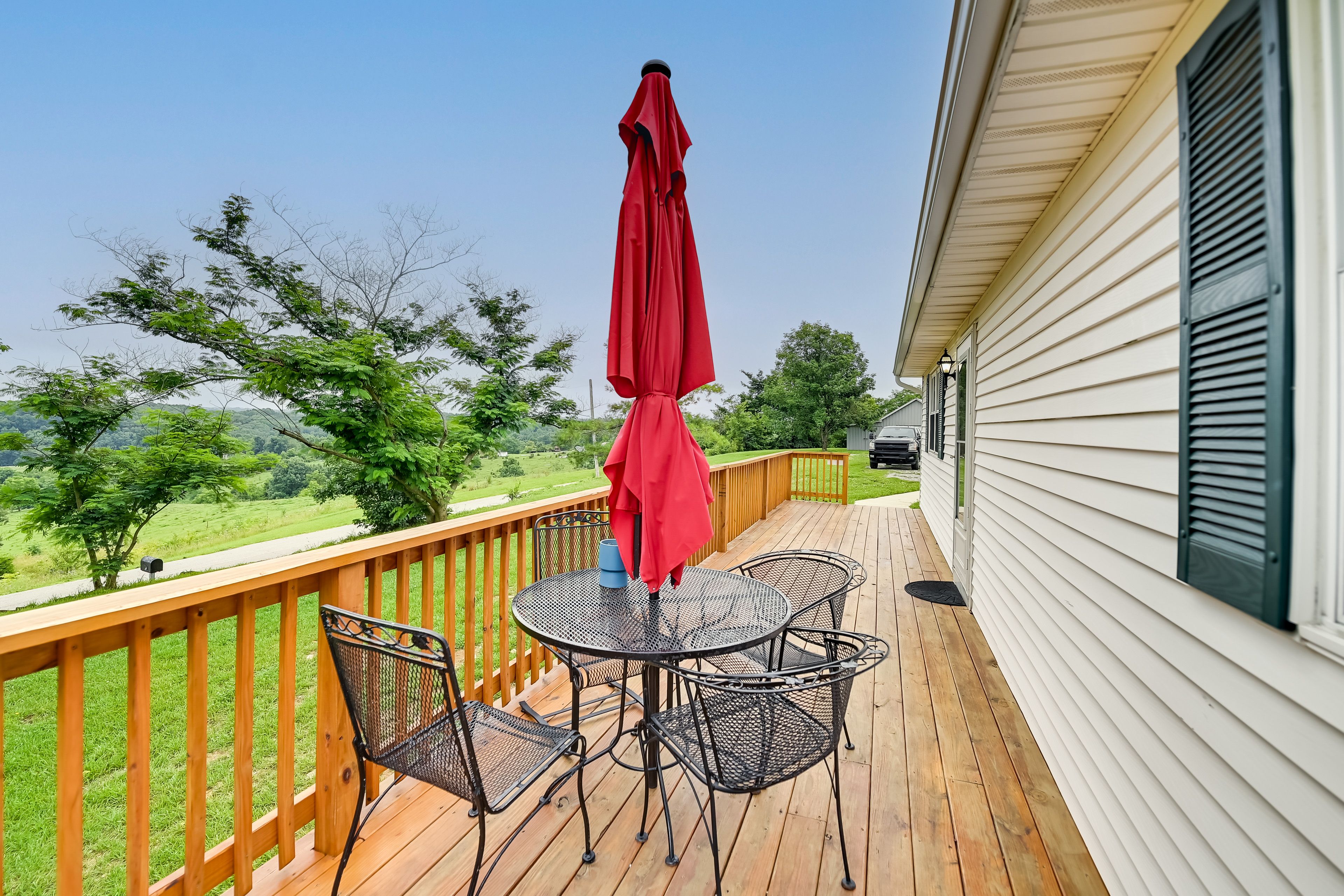 Private Deck | Outdoor Dining Area