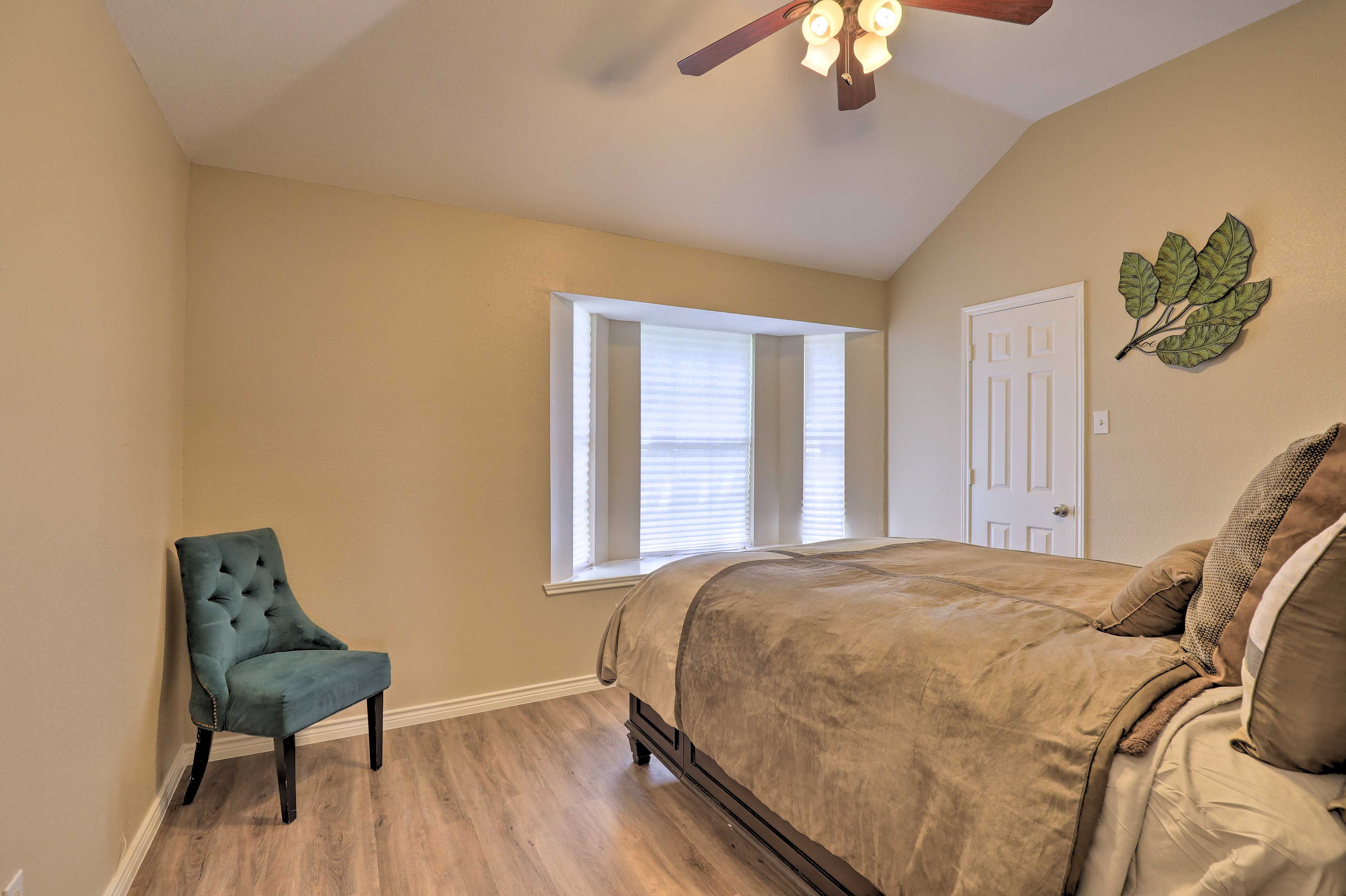 Bedroom 3 | Queen Bed | 2nd Floor