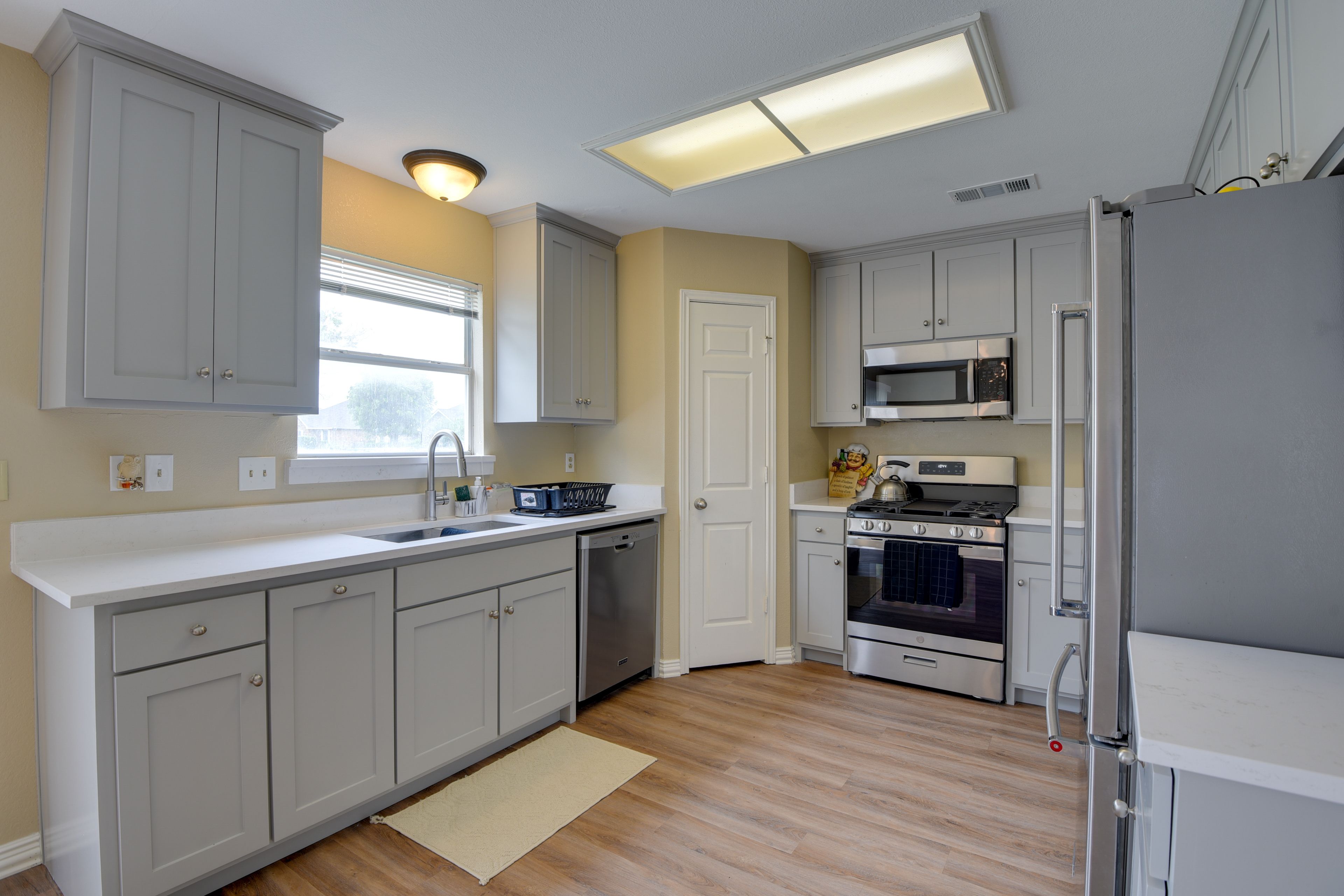 Kitchen | Cooking Basics | Toaster | 1st Floor