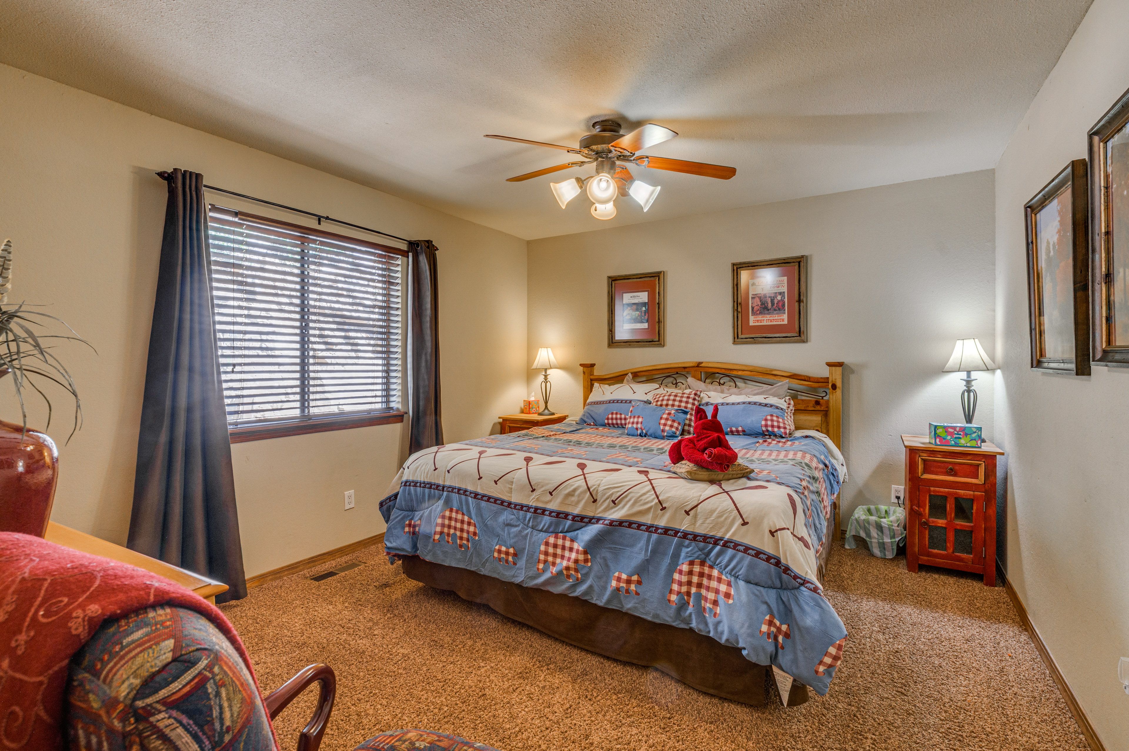 Bedroom 3 | King Bed
