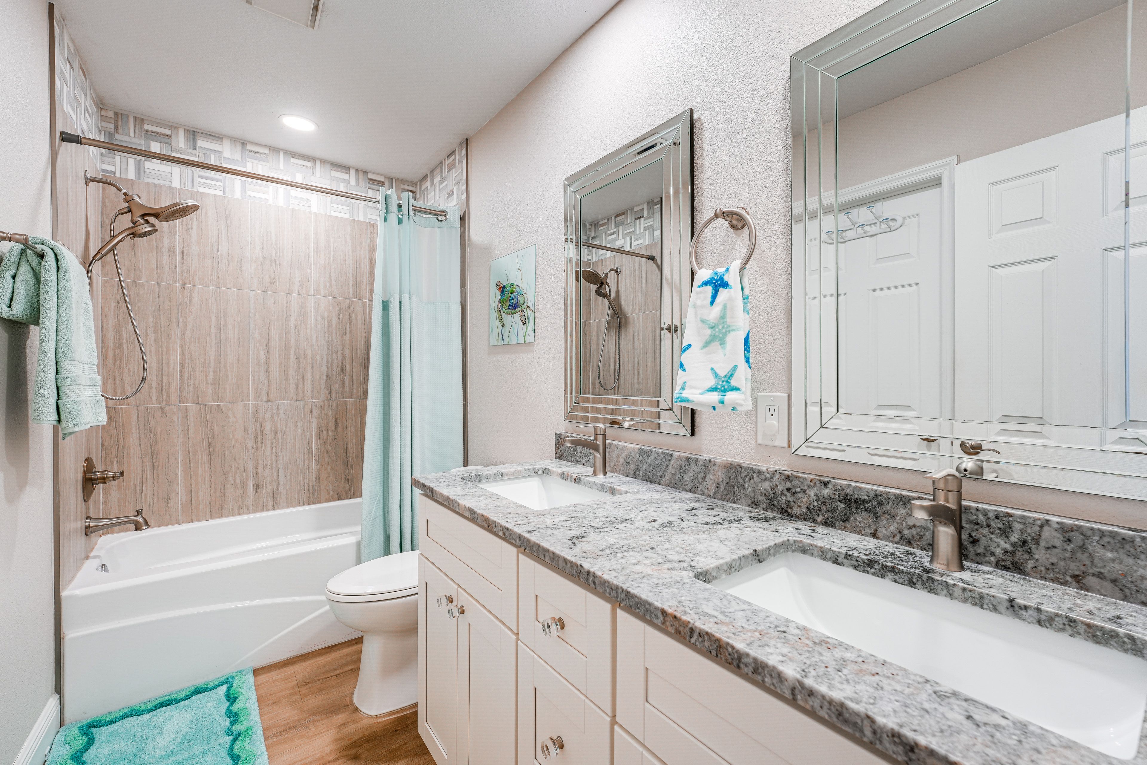 En-Suite Bathroom