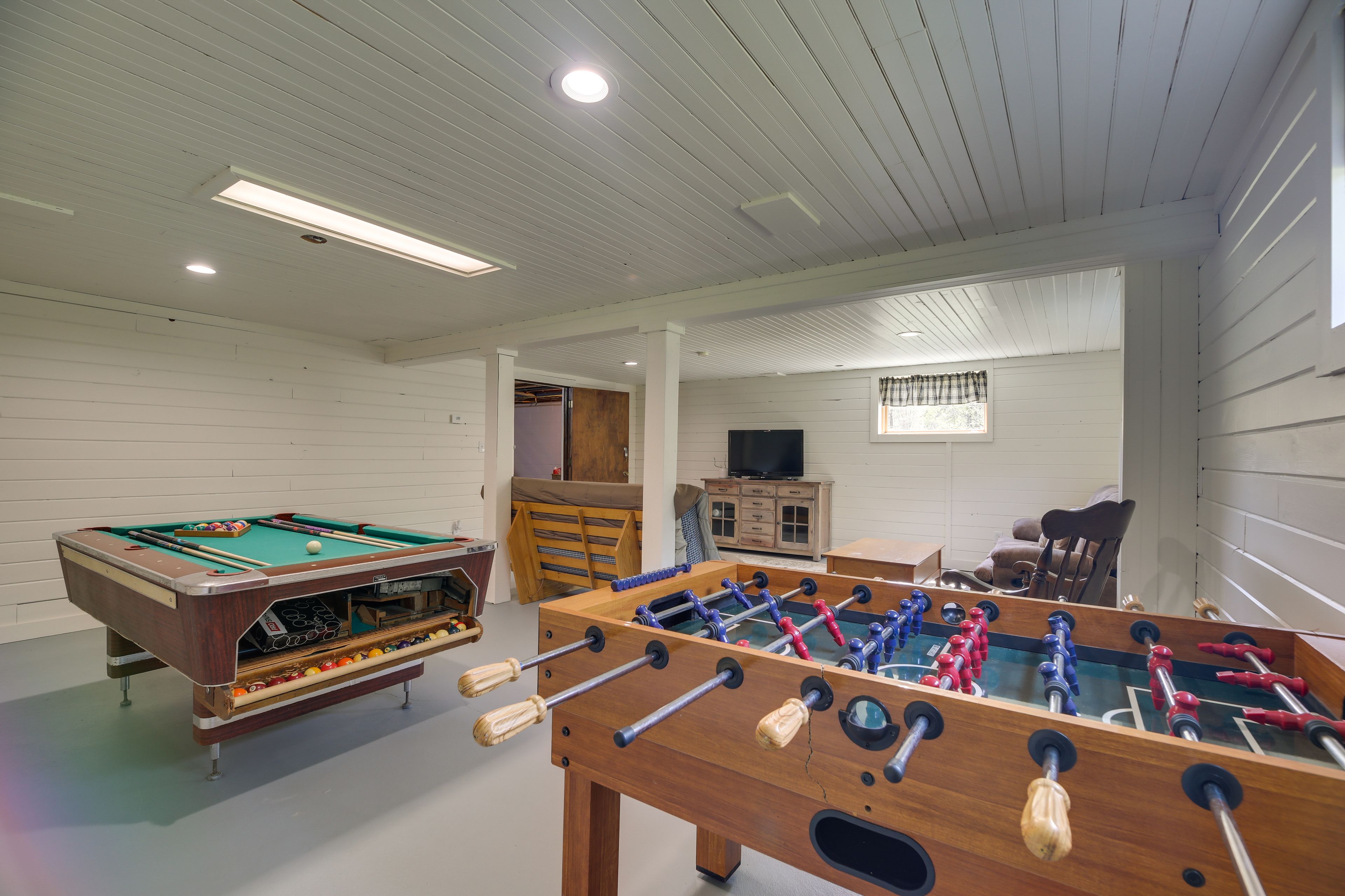 Game Room | Pool Table