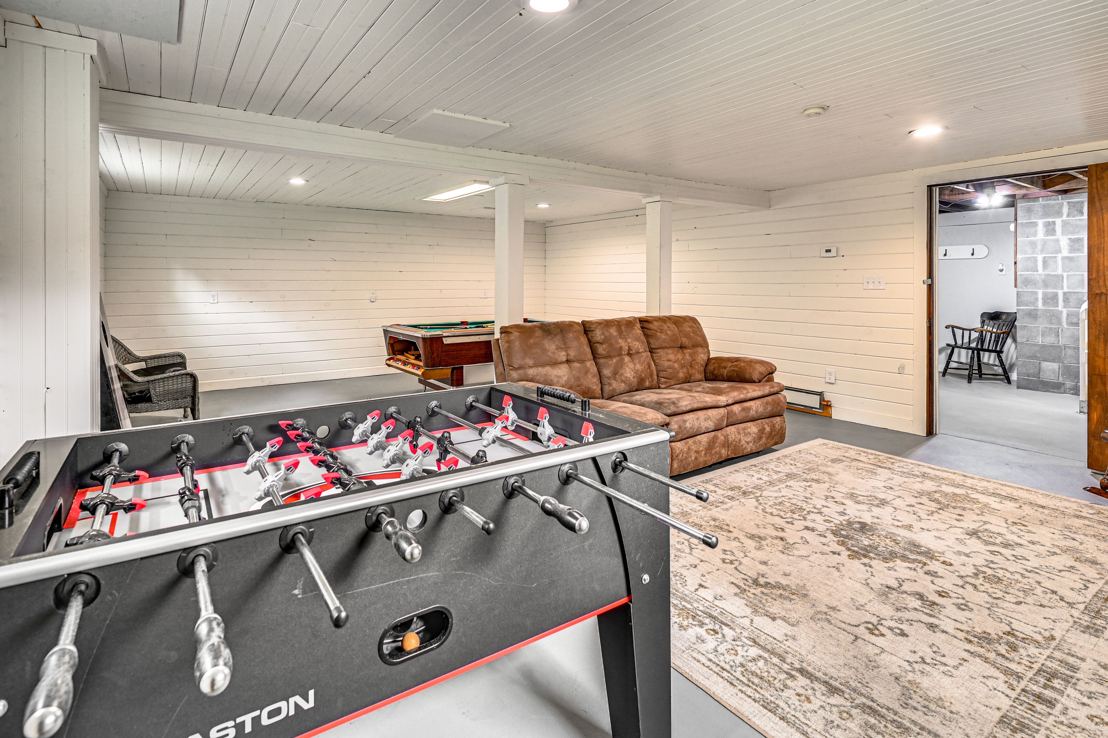 Game Room | Pool Table