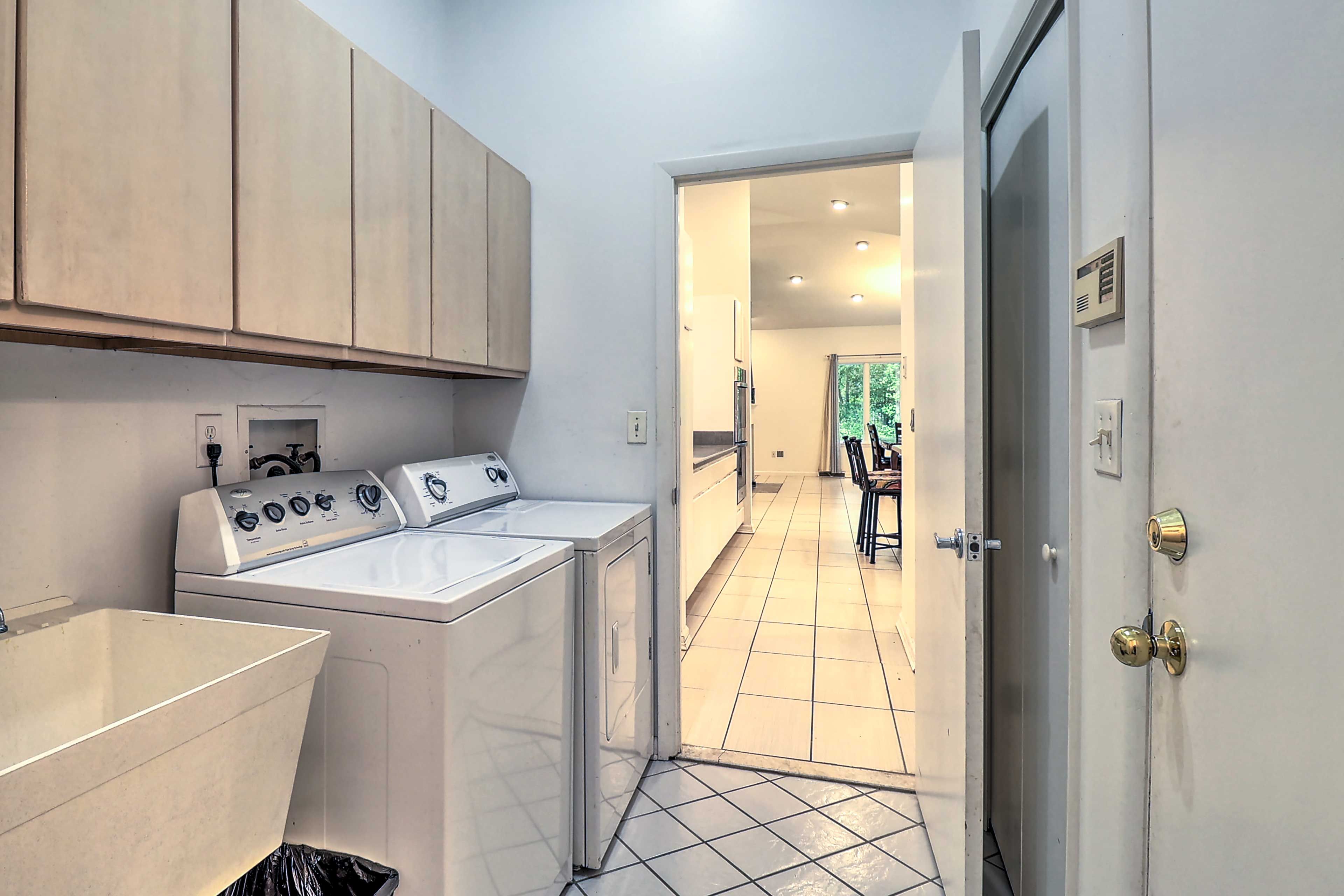 Laundry Area | Washer/Dryer | Iron/Board