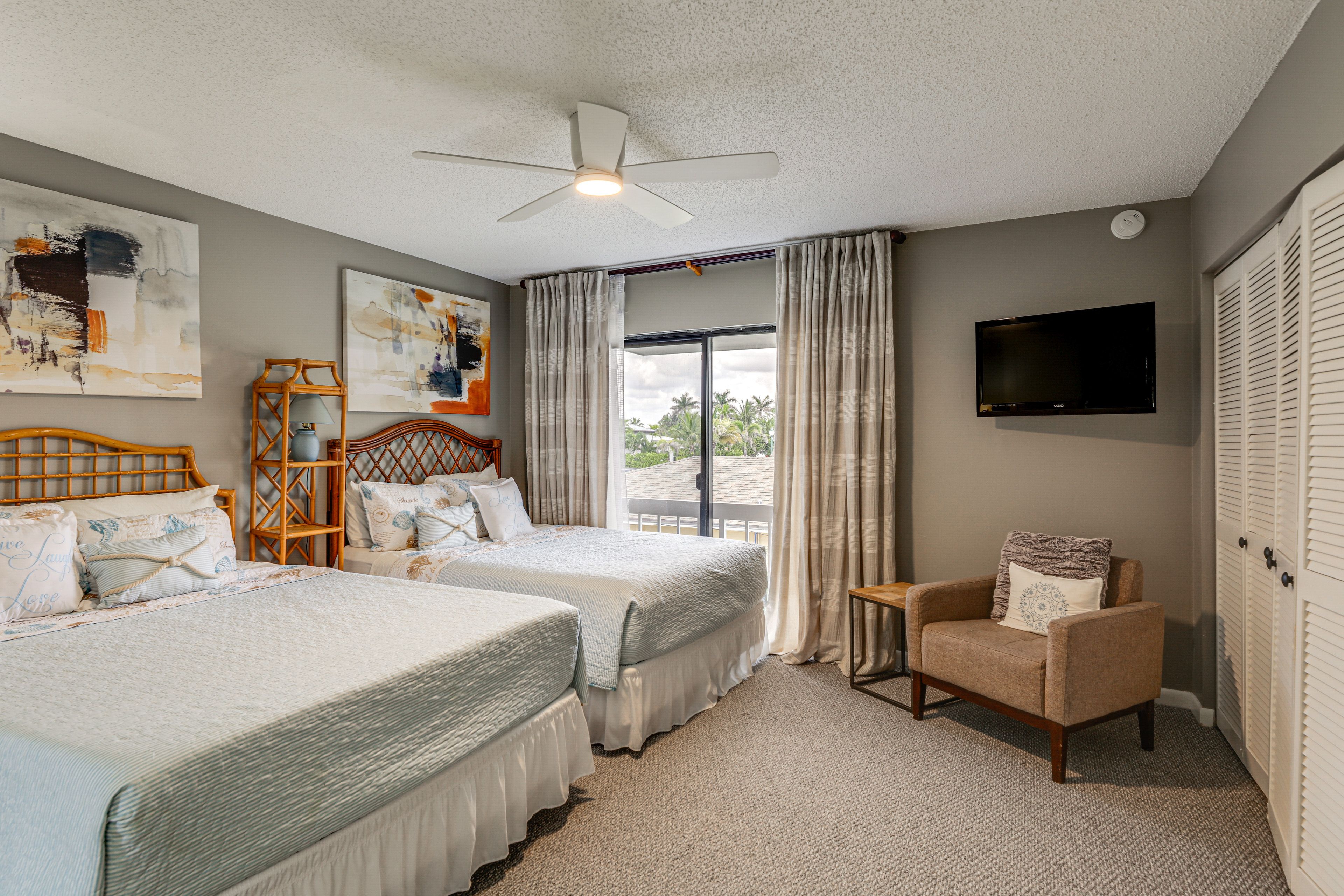 Bedroom 2 | 2nd Floor | 2 Queen Beds | Smart TV