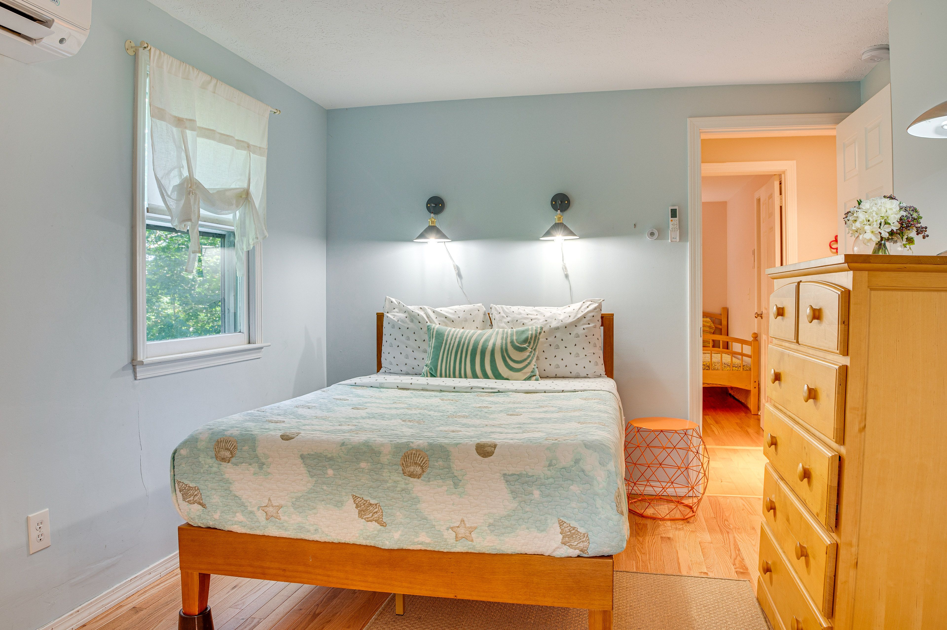 Bedroom 2 | Full Bed | 1st Floor