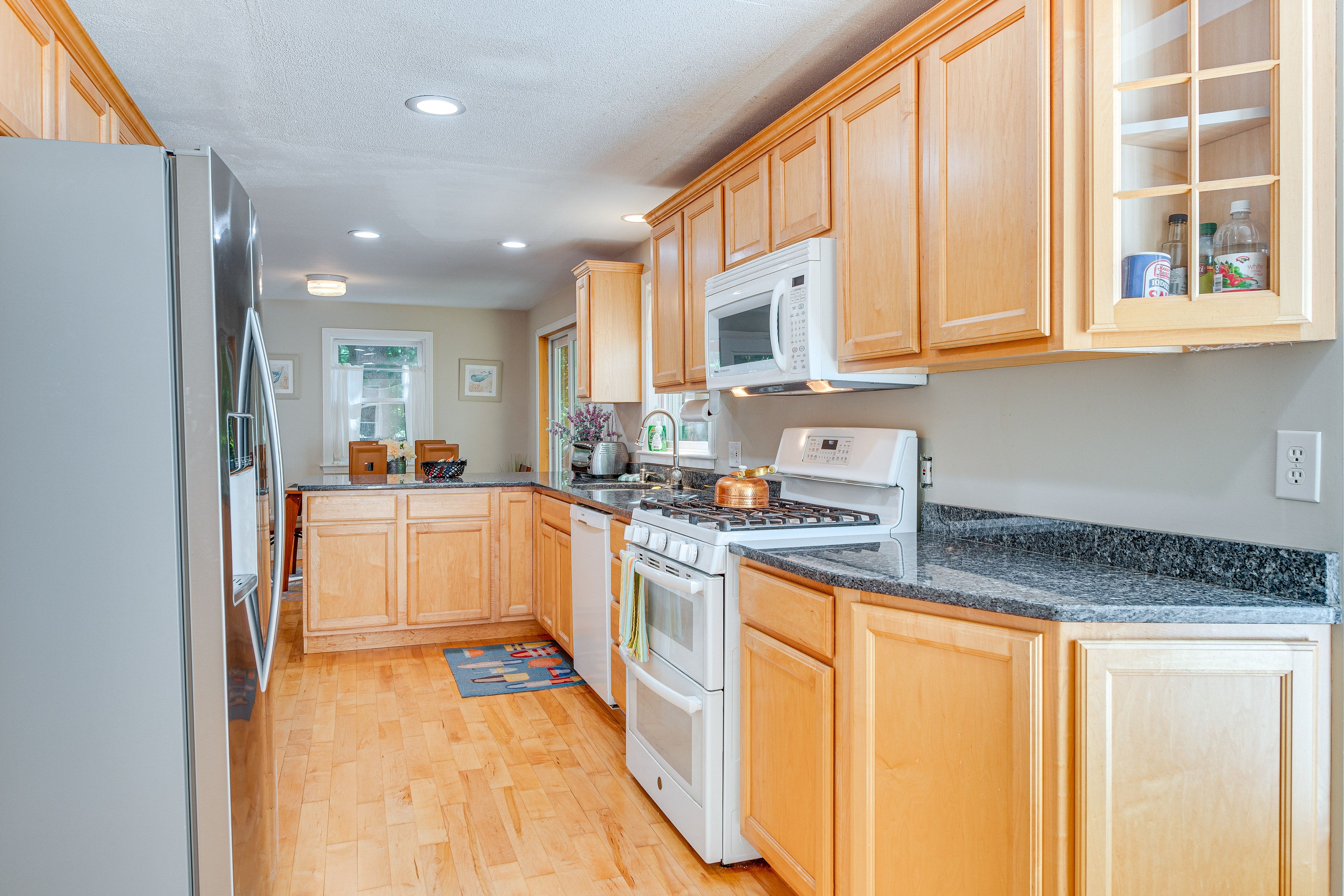 Kitchen | Drip & Keurig Coffee Makers | Kettle | Blender | 1st Floor