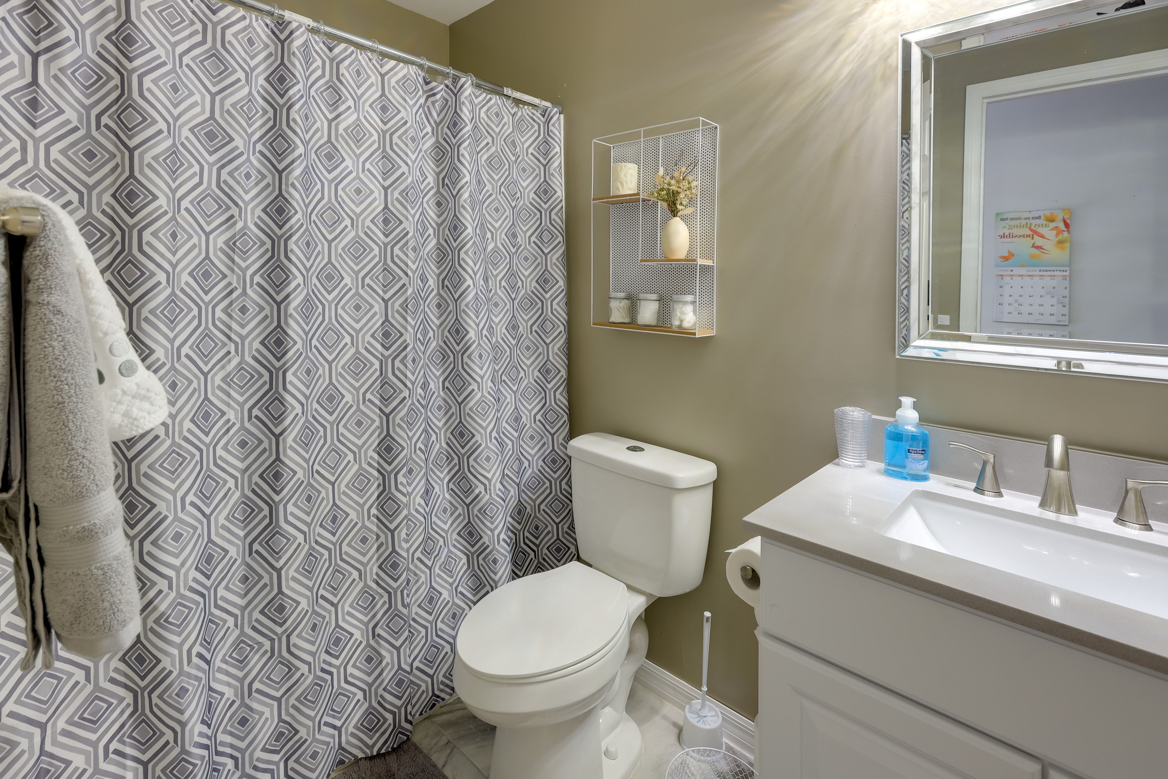 En-Suite Bathroom | Complimentary Toiletries | Hair Dryers