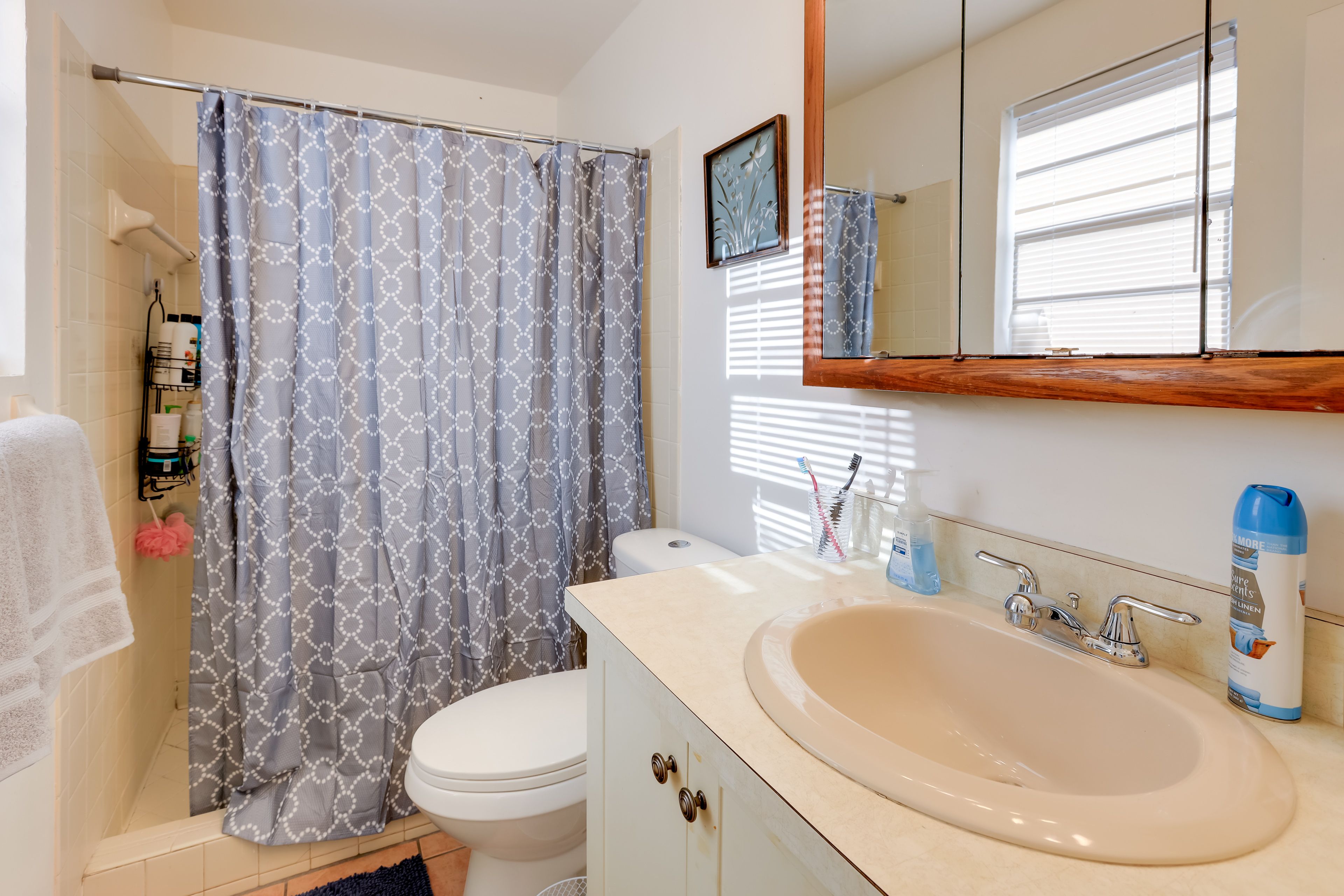 Bathroom | Towels Provided