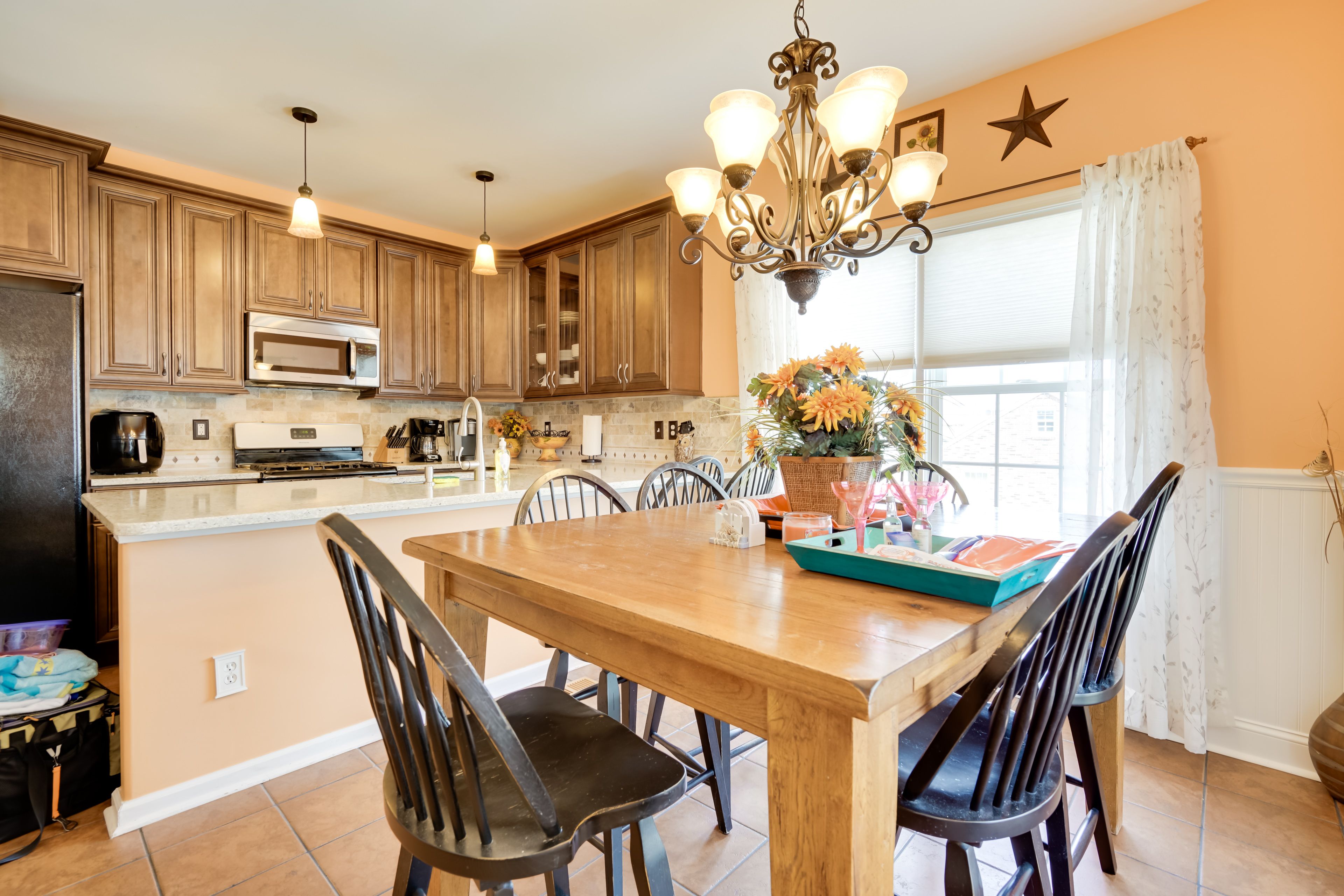 Kitchen | Free WiFi | Towels & Linens | Single-Story Interior | 2nd-Floor Unit