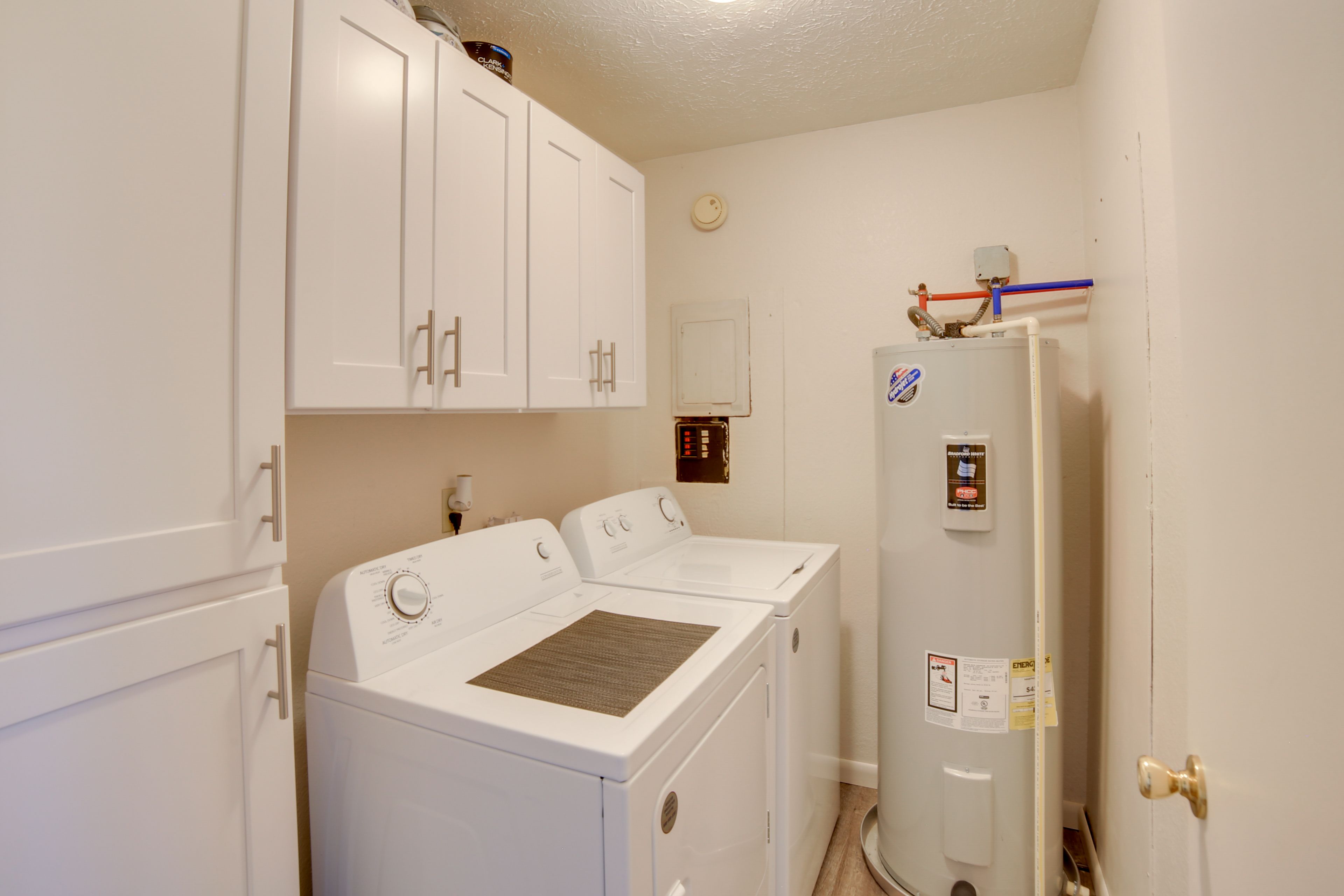 Laundry Room | Main Level | Washer + Dryer | Laundry Detergent