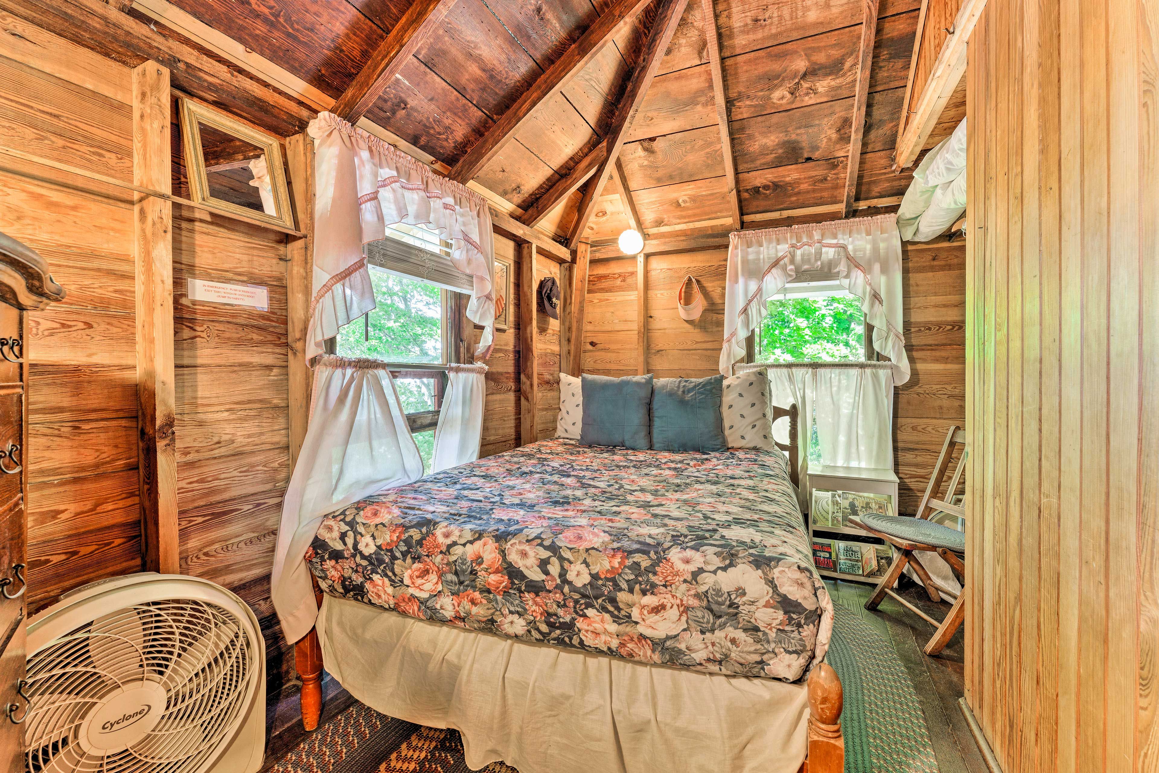 Bedroom 4 | Full Bed | 2nd Floor