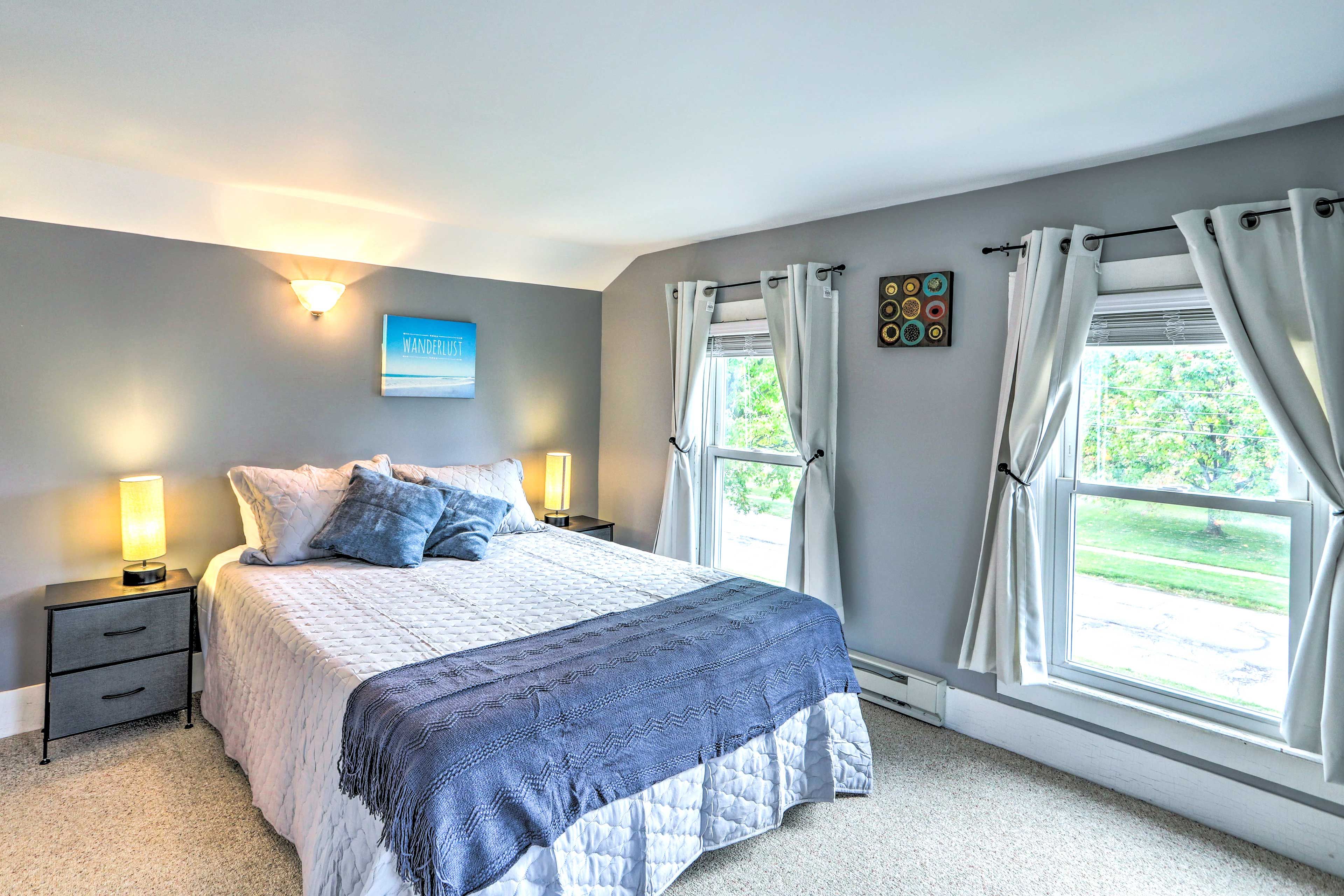 Bedroom 1 | 2nd Floor | Queen Bed | Linens Provided