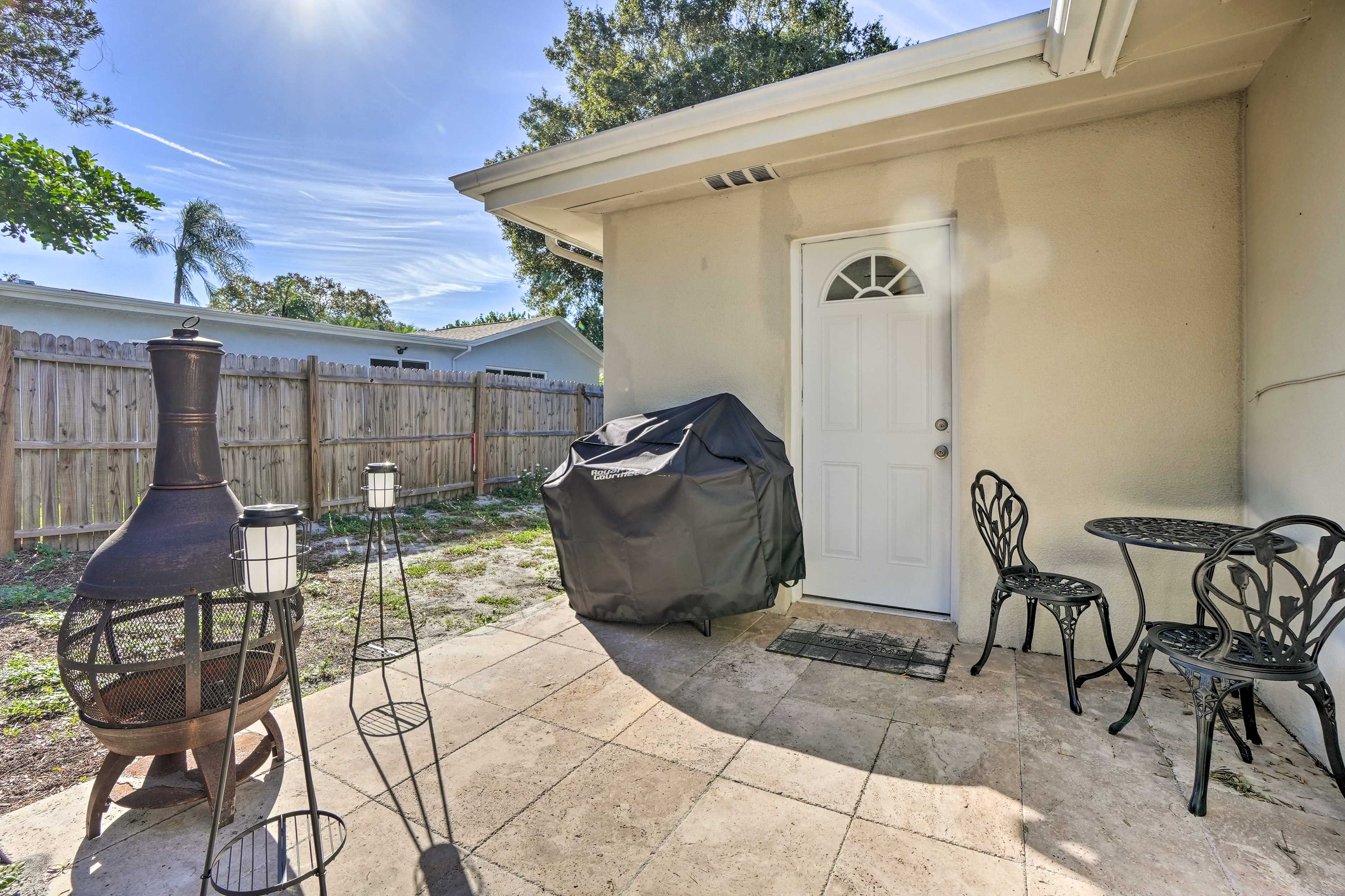 Private Backyard | Patio | Chiminea | Charcoal Grill