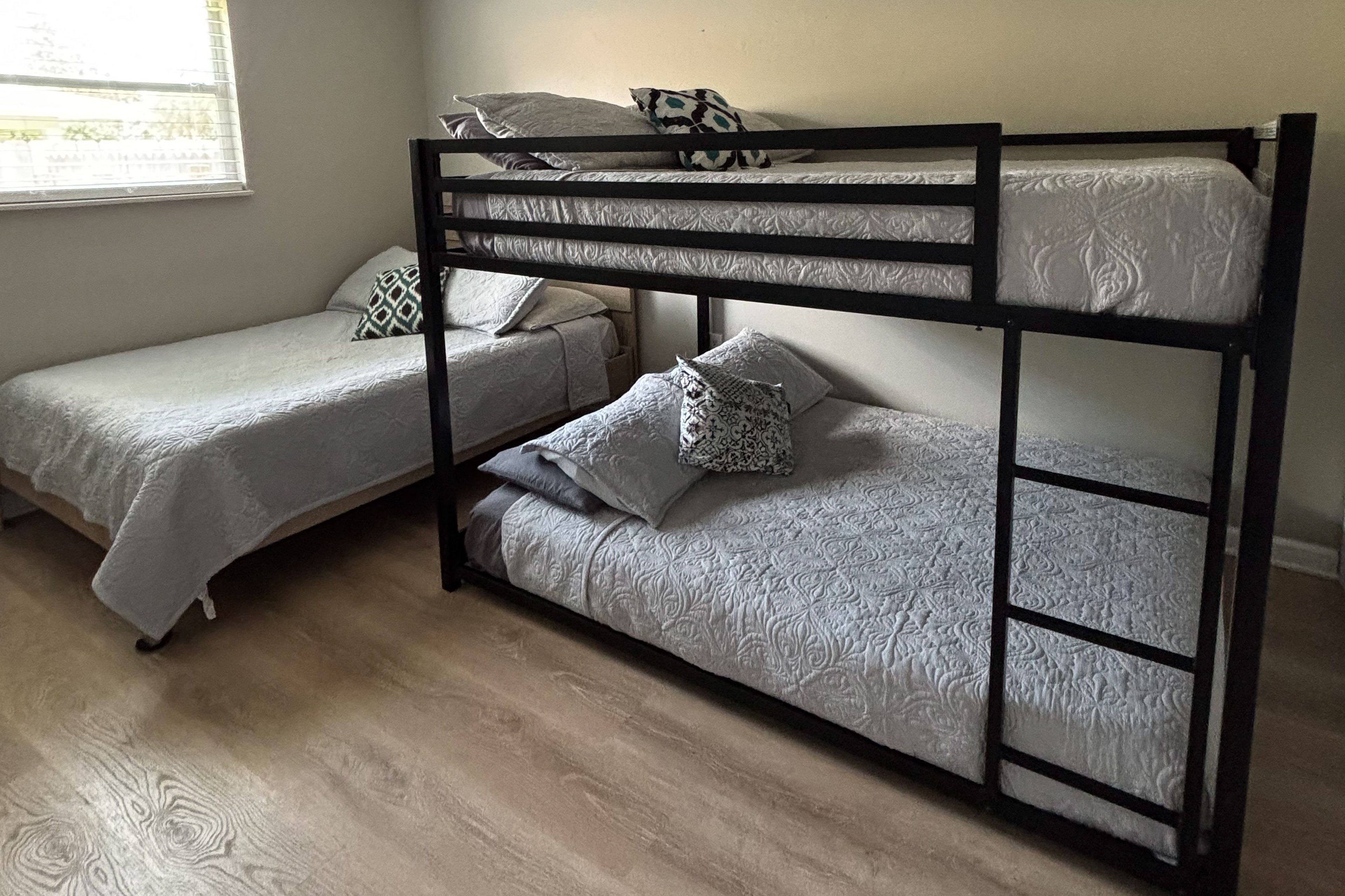 Bedroom 4 | Full Bunk Bed | Full Bed