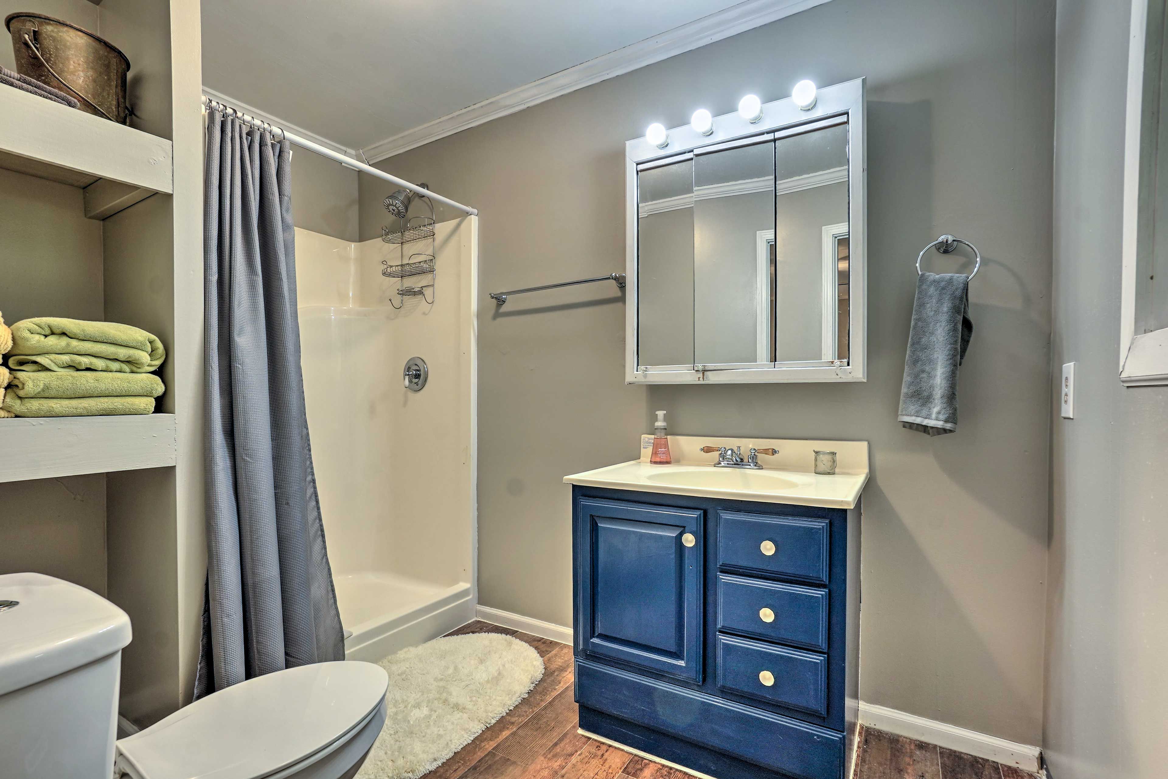 En-Suite Bathroom | Complimentary Toiletries