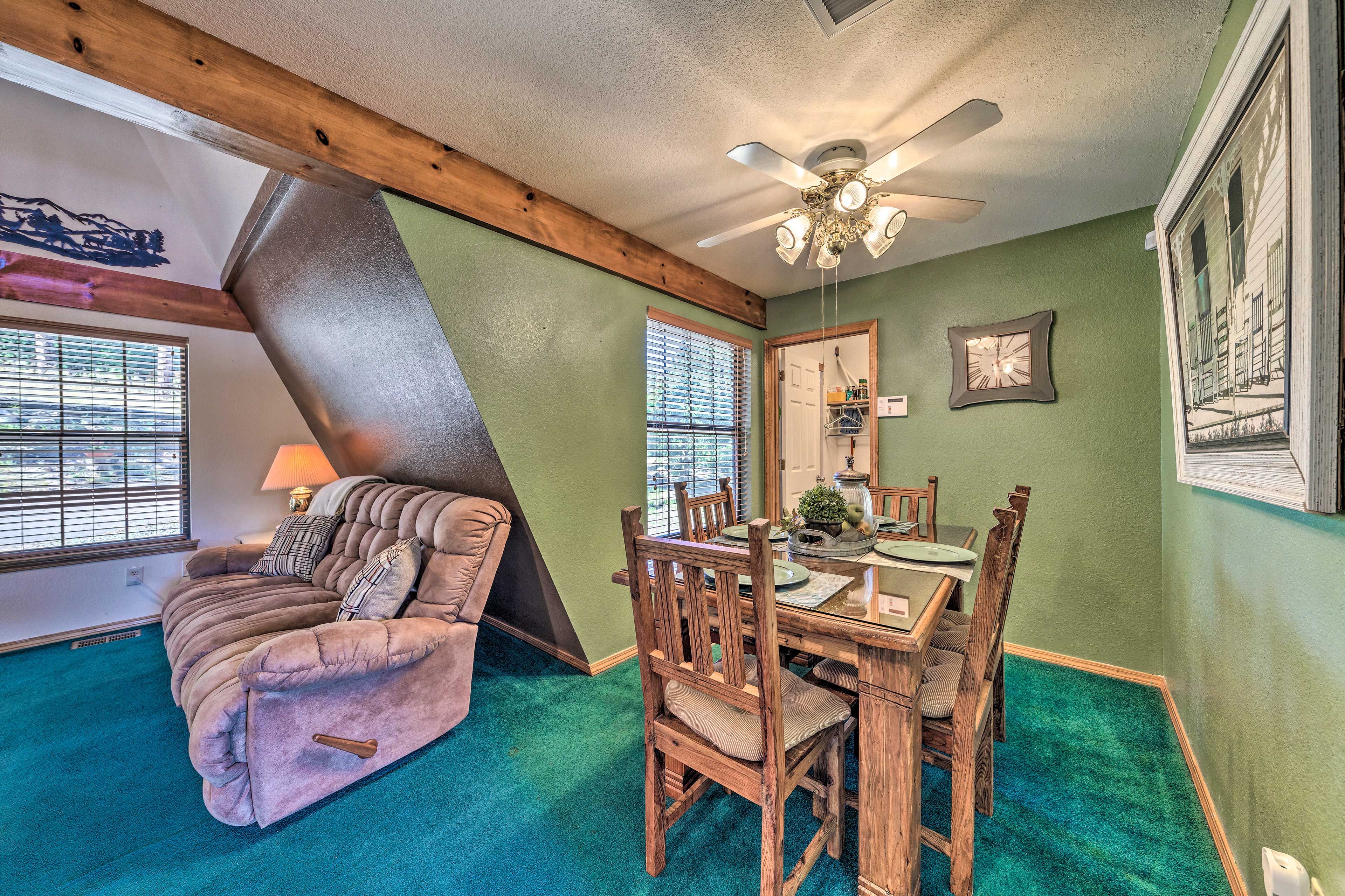 Dining Room | 1st Floor | Central Heating | Full Kitchen