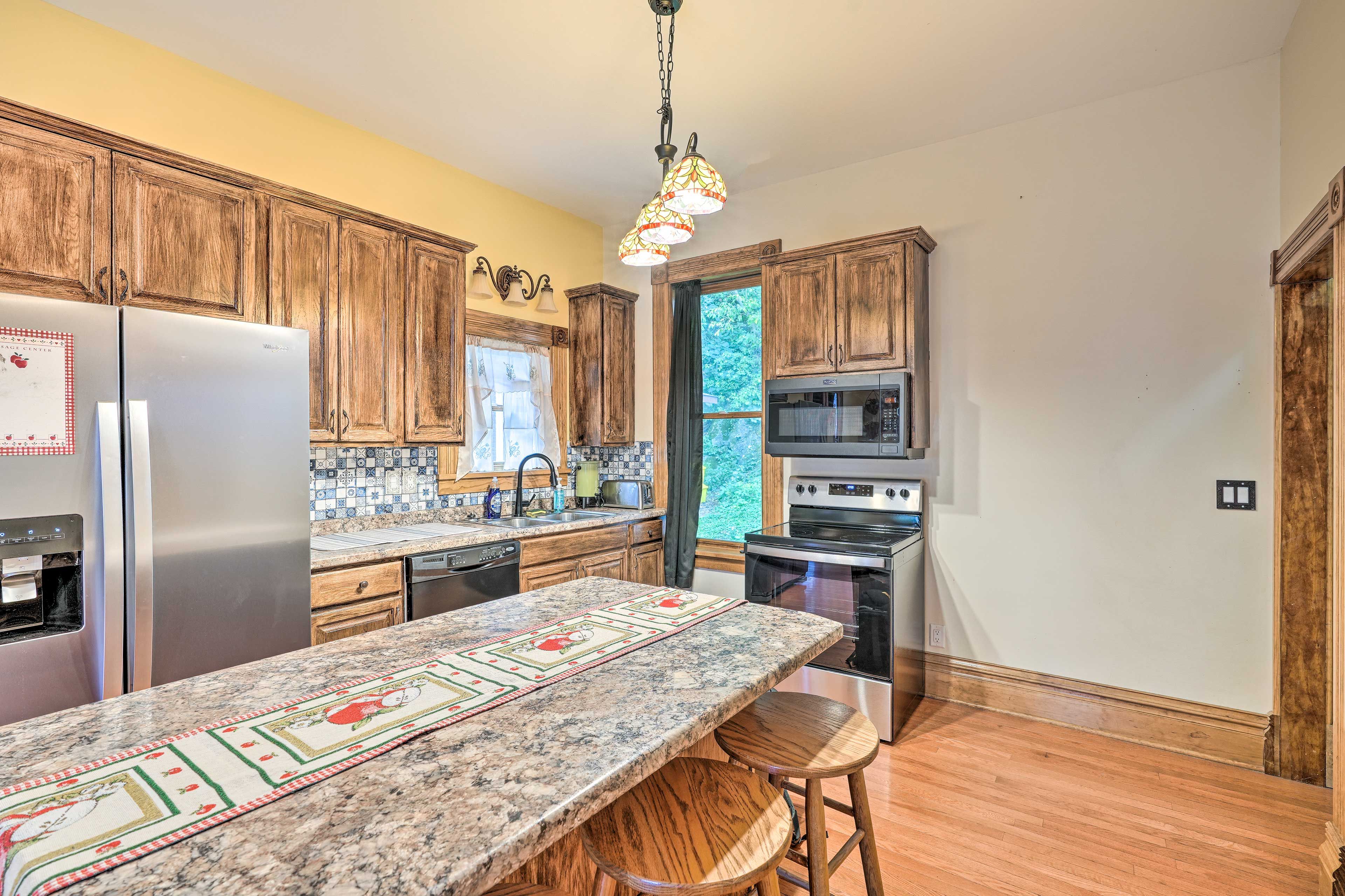 Kitchen | 1st Floor | Coffee Maker | Toaster | Crockpot
