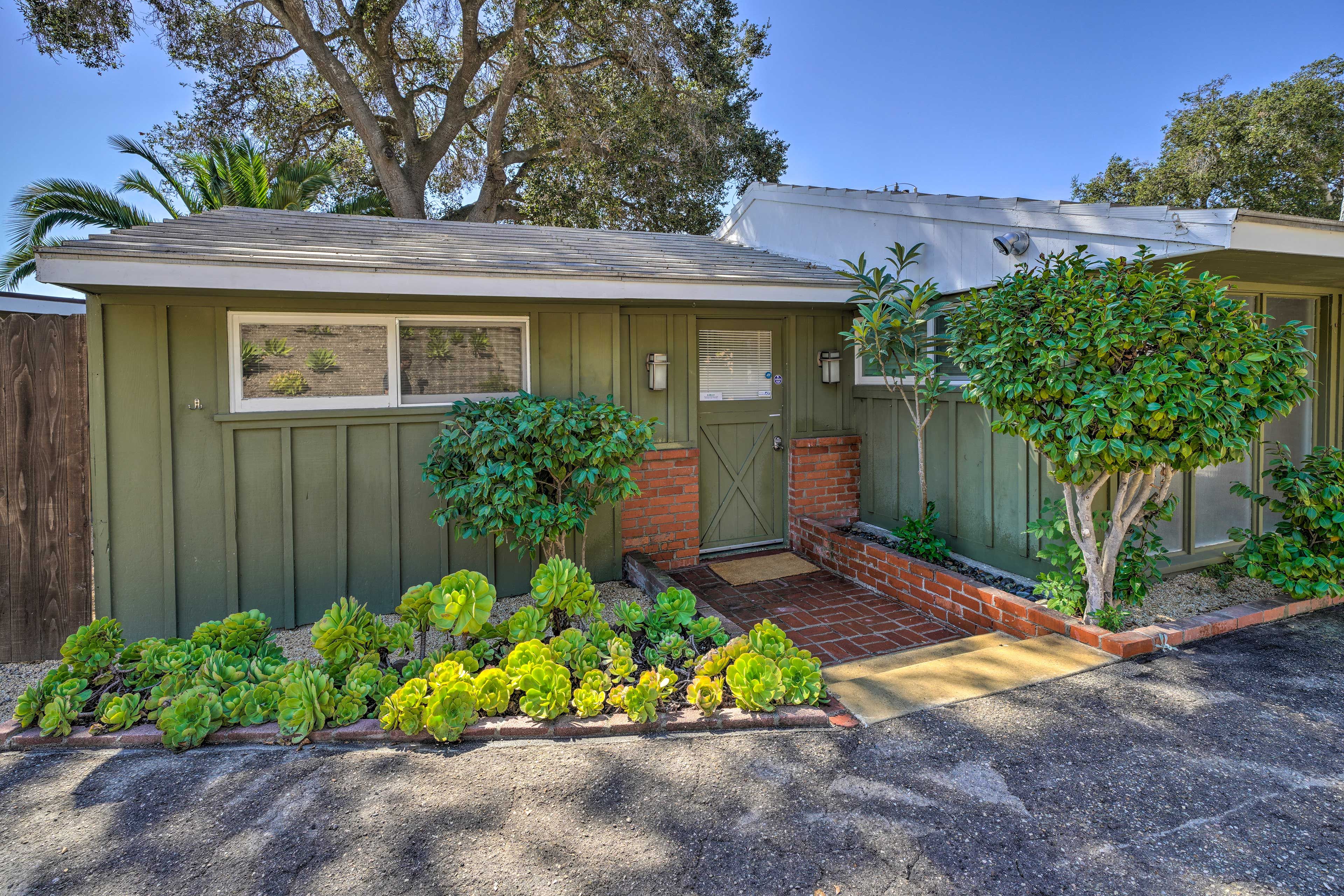 Santa Barbara Vacation Rental | 1BR | 1BA | 325 Sq Ft | Step-Free Access