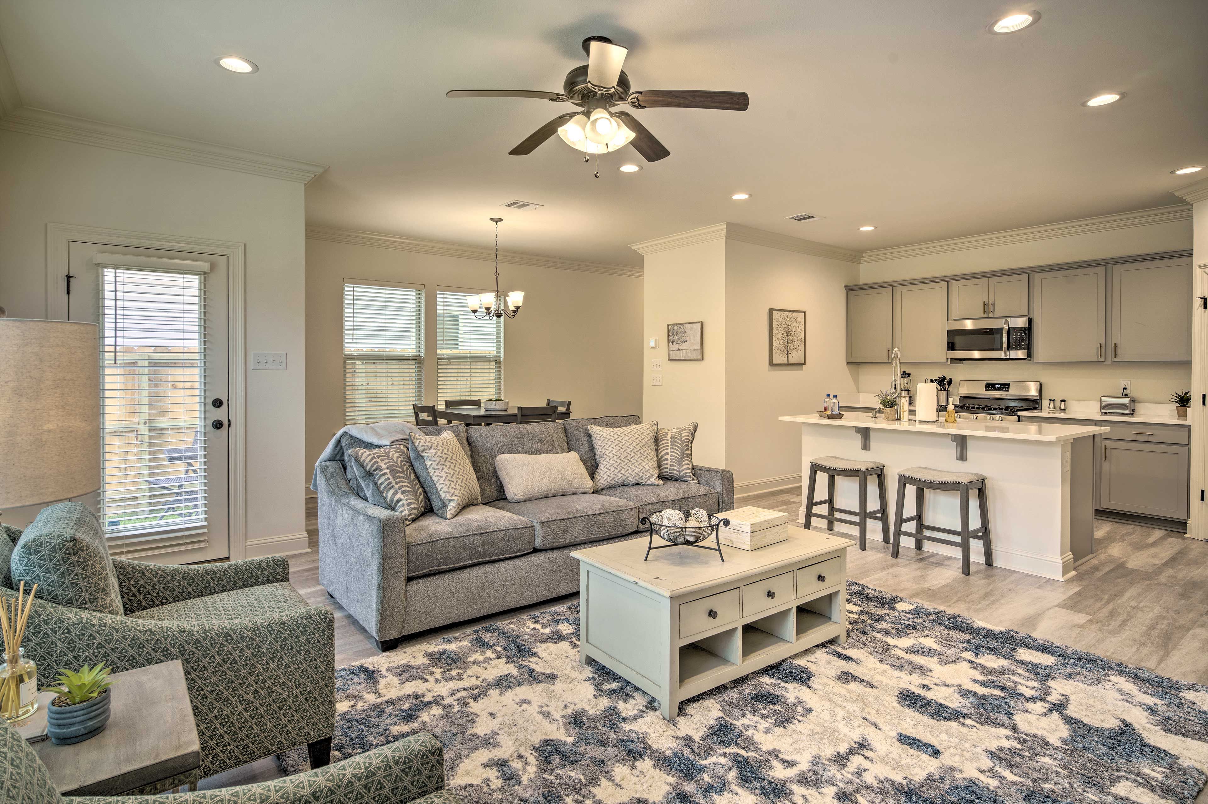 Baton Rouge Vacation Rental | 3BR | 2.5BA | 2,002 Sq Ft | Stairs to Bedrooms
