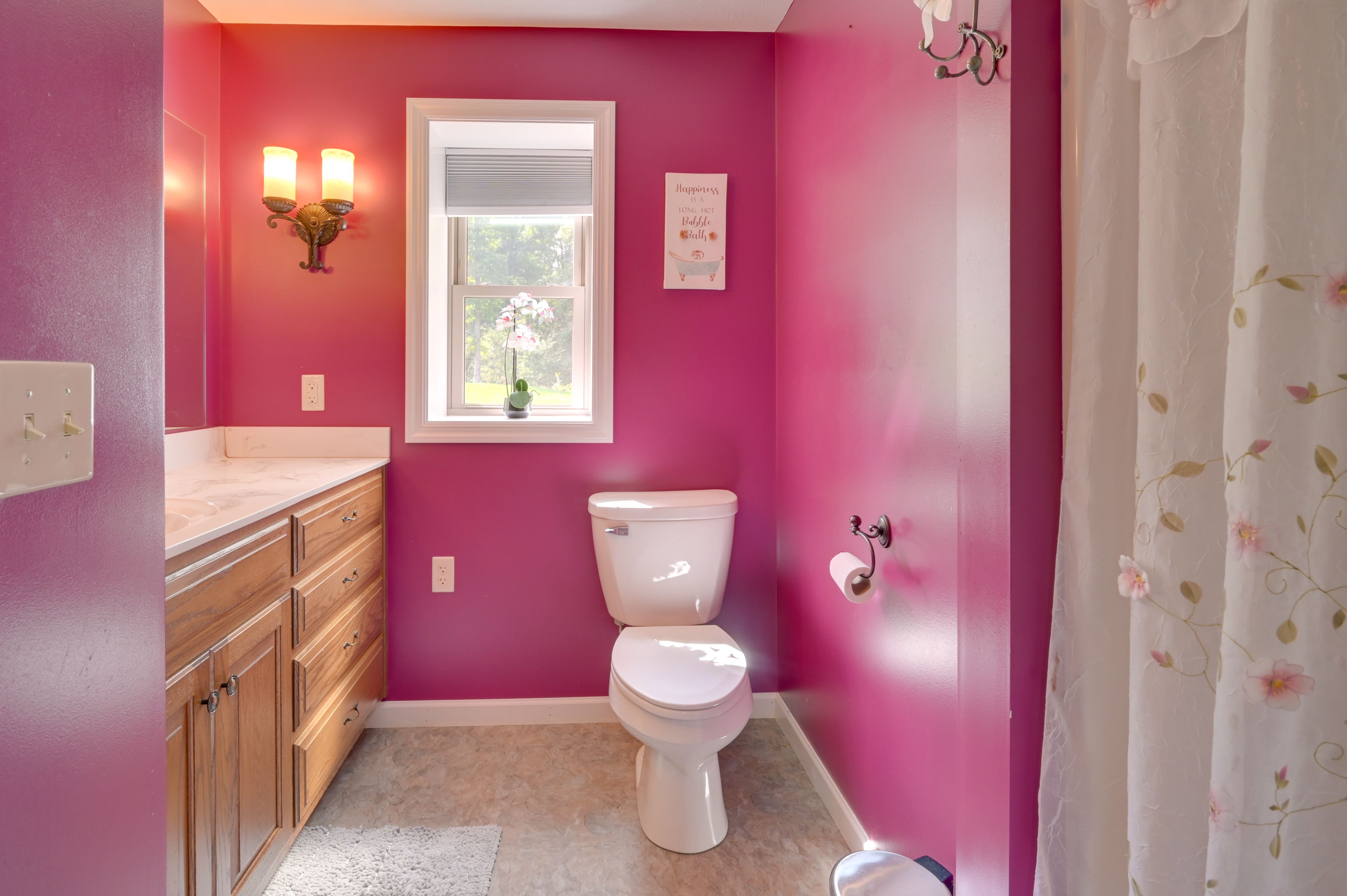 Full Bathroom | Lower Floor