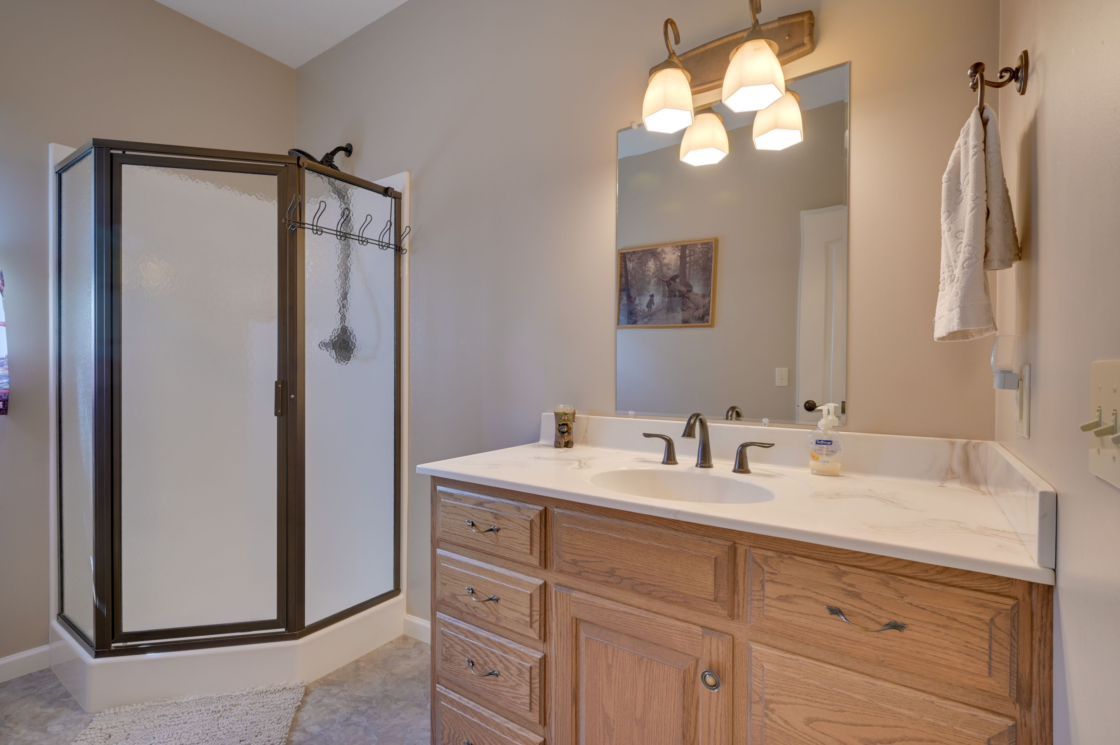 Full Bathroom | Main Floor