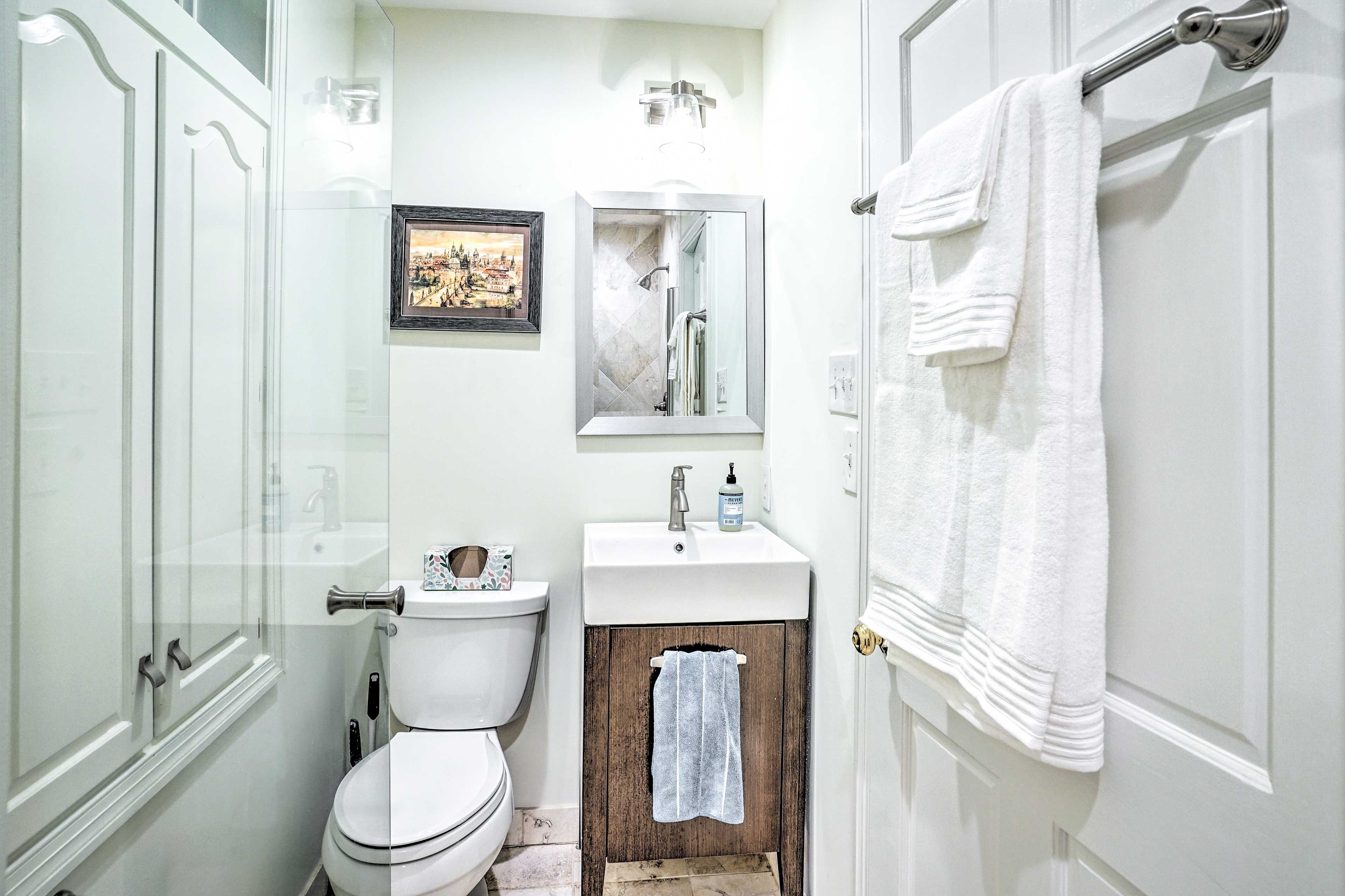 Full Bathroom