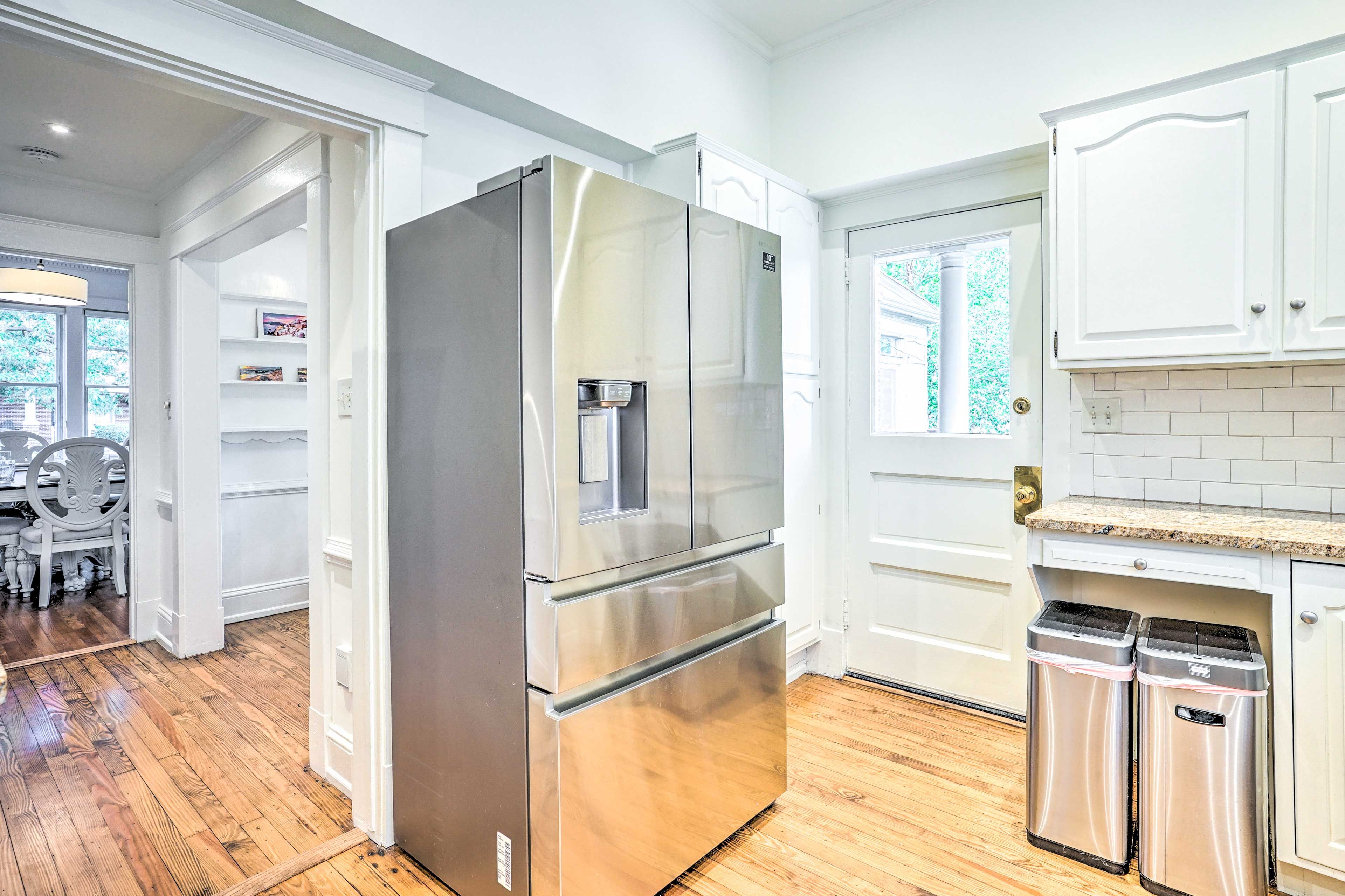 Kitchen | Dishwasher | Keurig Coffee Maker | Toaster