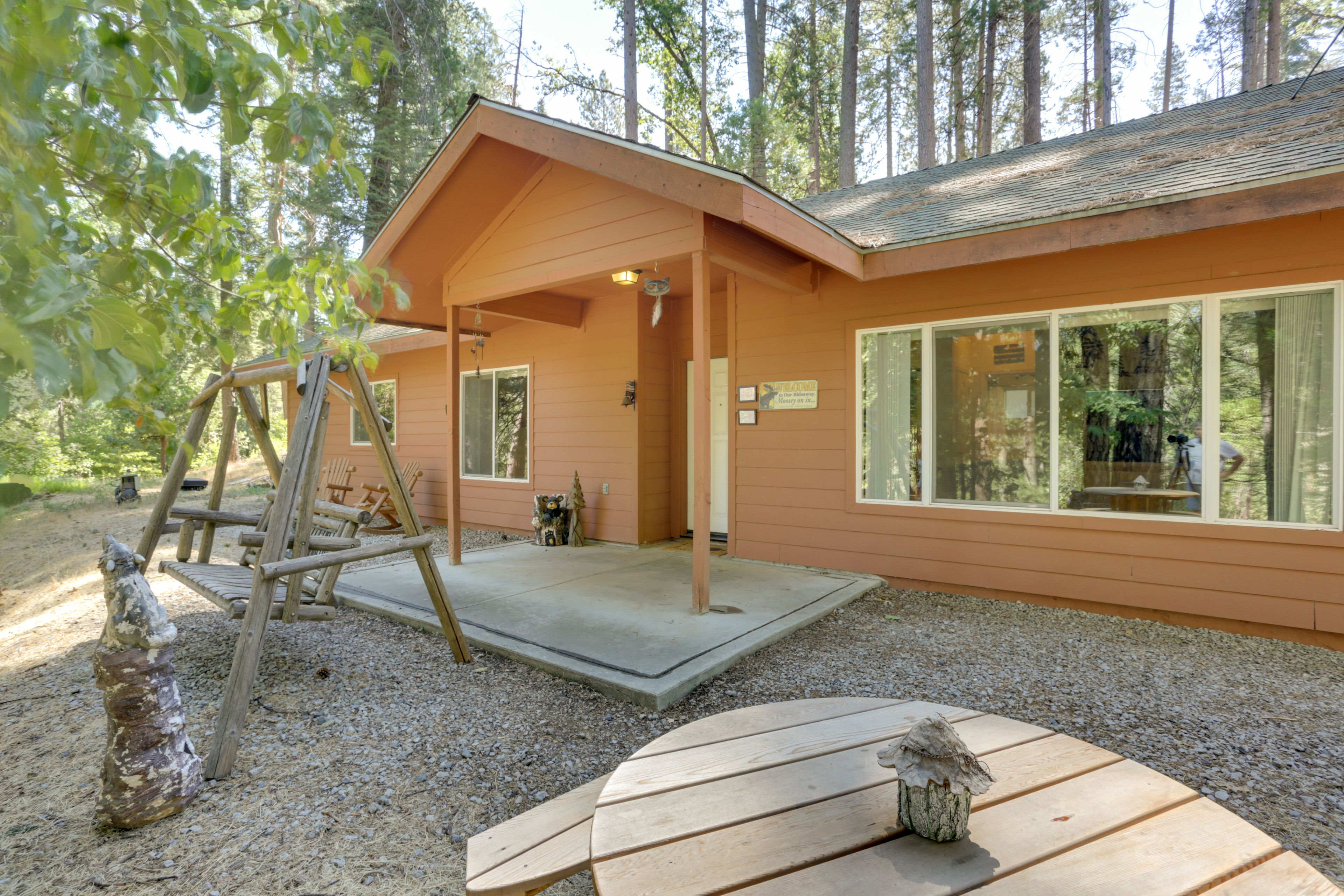 Property Entrance & Exterior