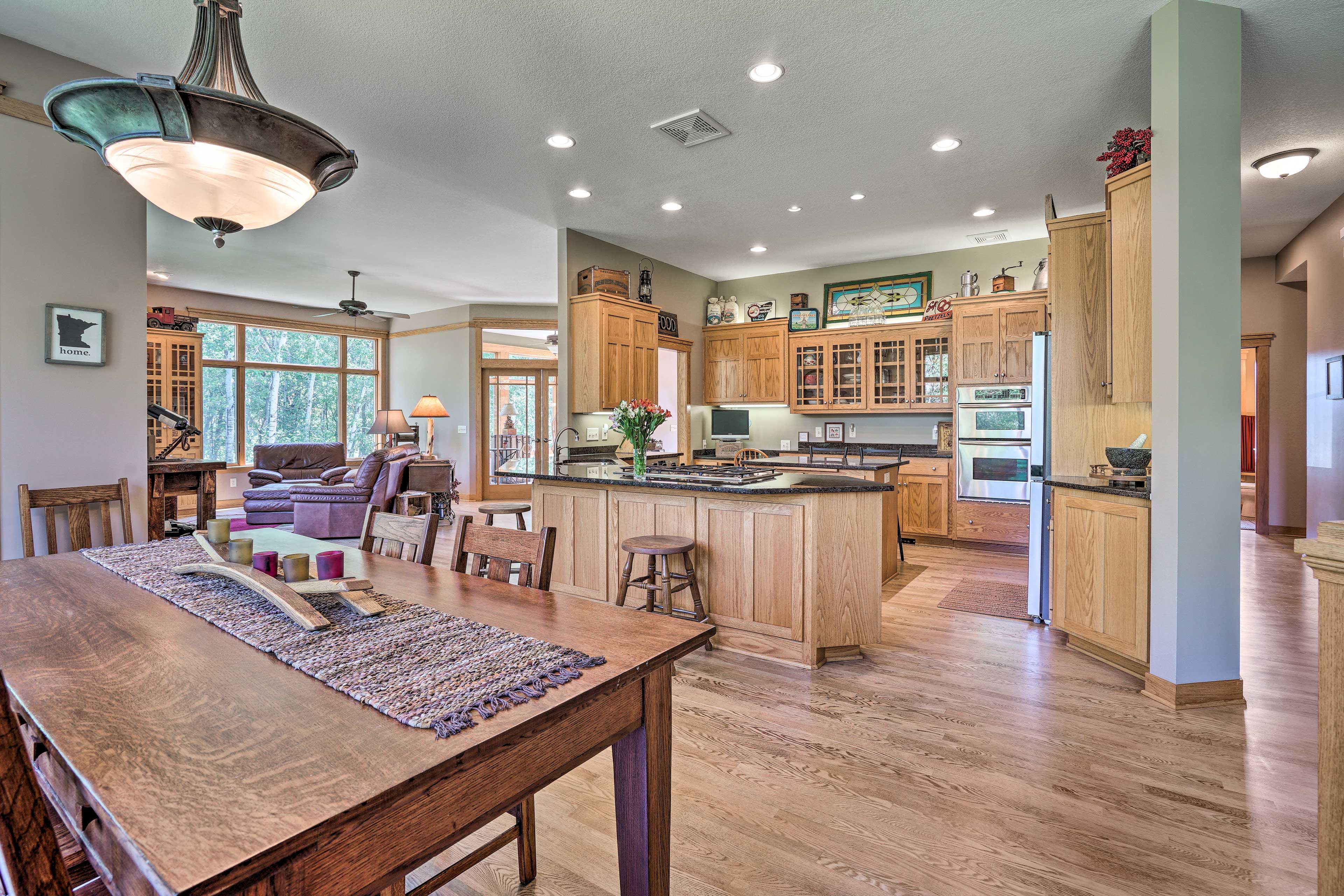 Lake Elmo Vacation Rental | 4BR | 2.5BA | 4,000 Sq Ft | Stairs Required