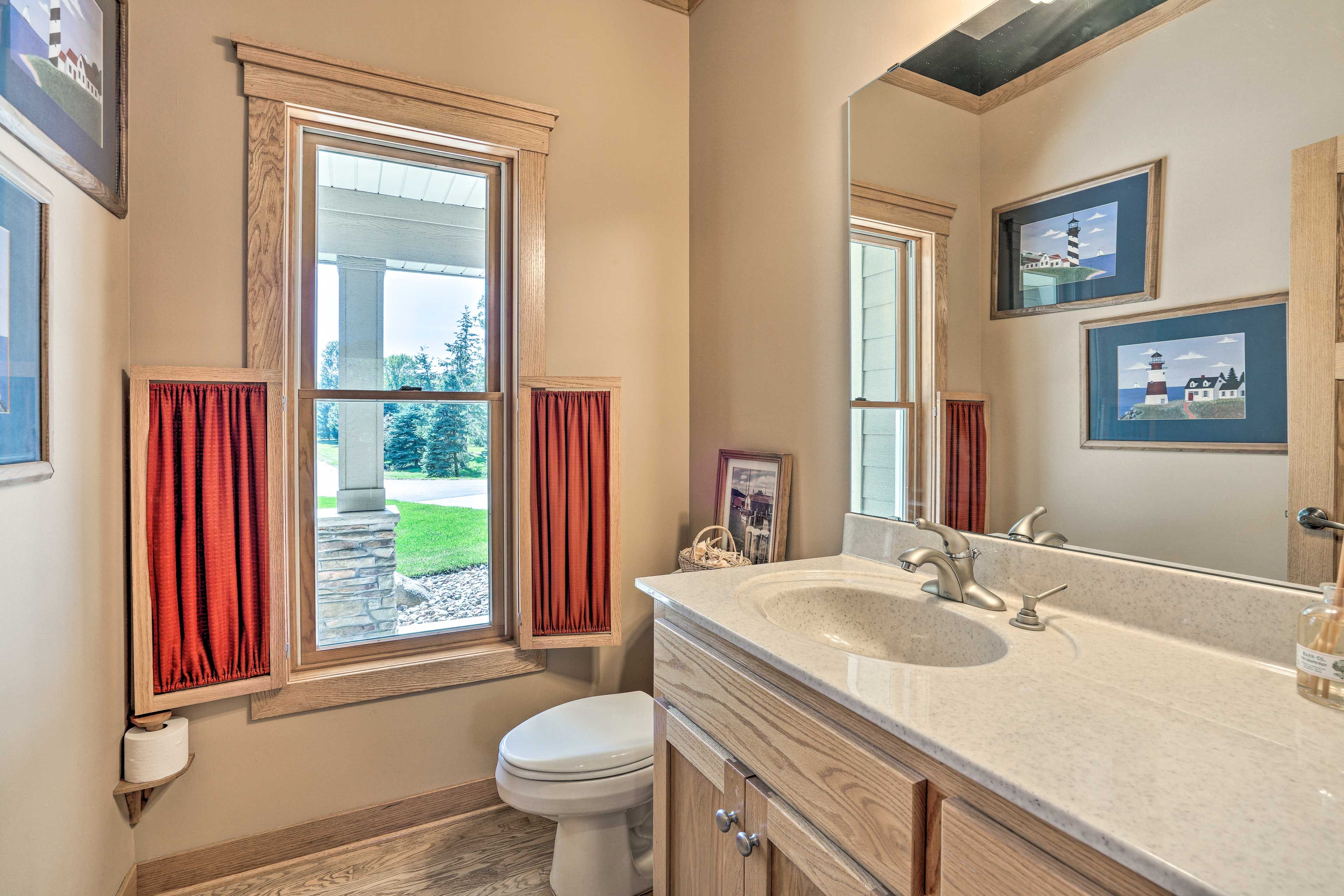 Half Bathroom | Main Floor