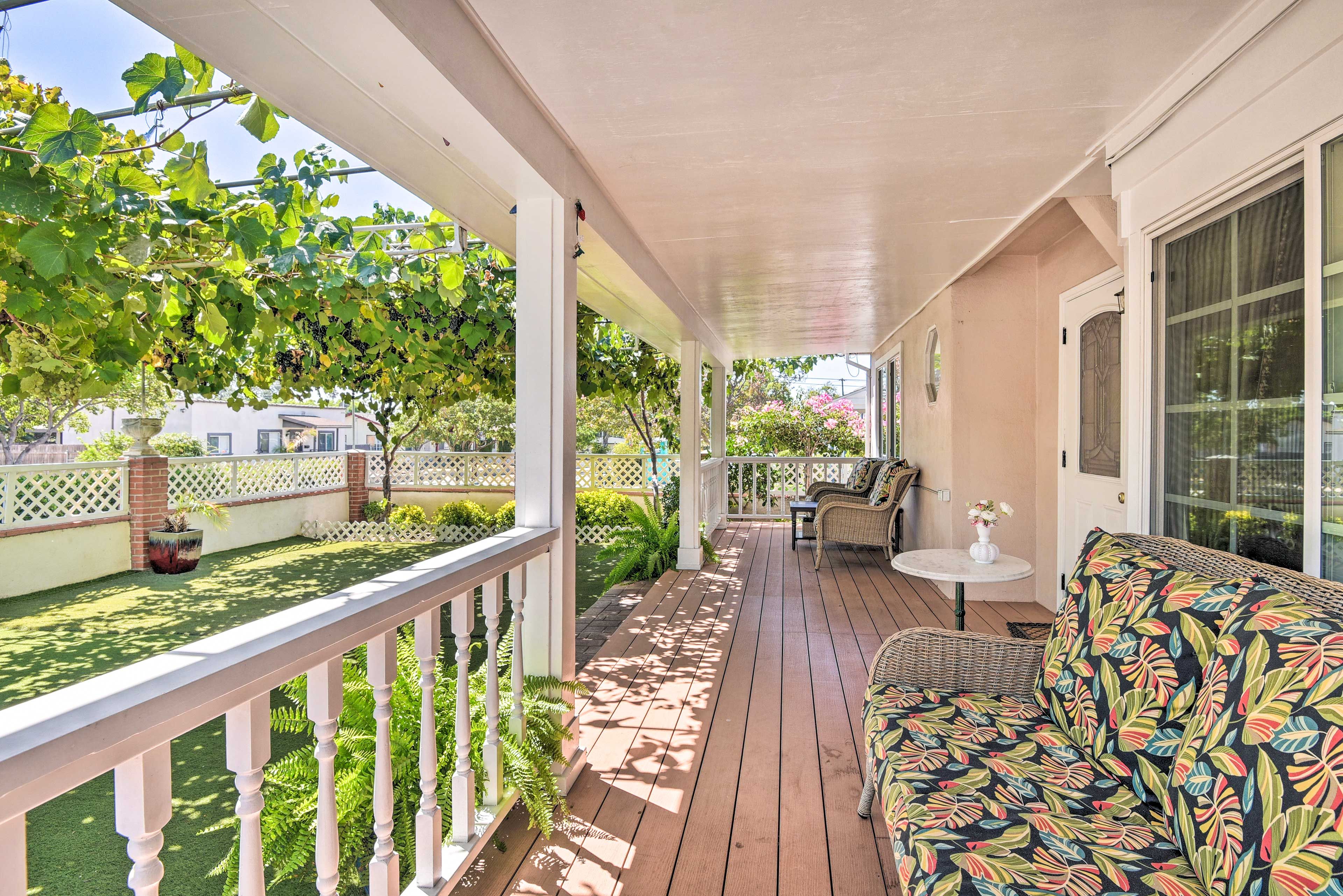 Pasadena Vacation Rental | 1BR | 1BA | 936 Sq Ft | 2 Steps
