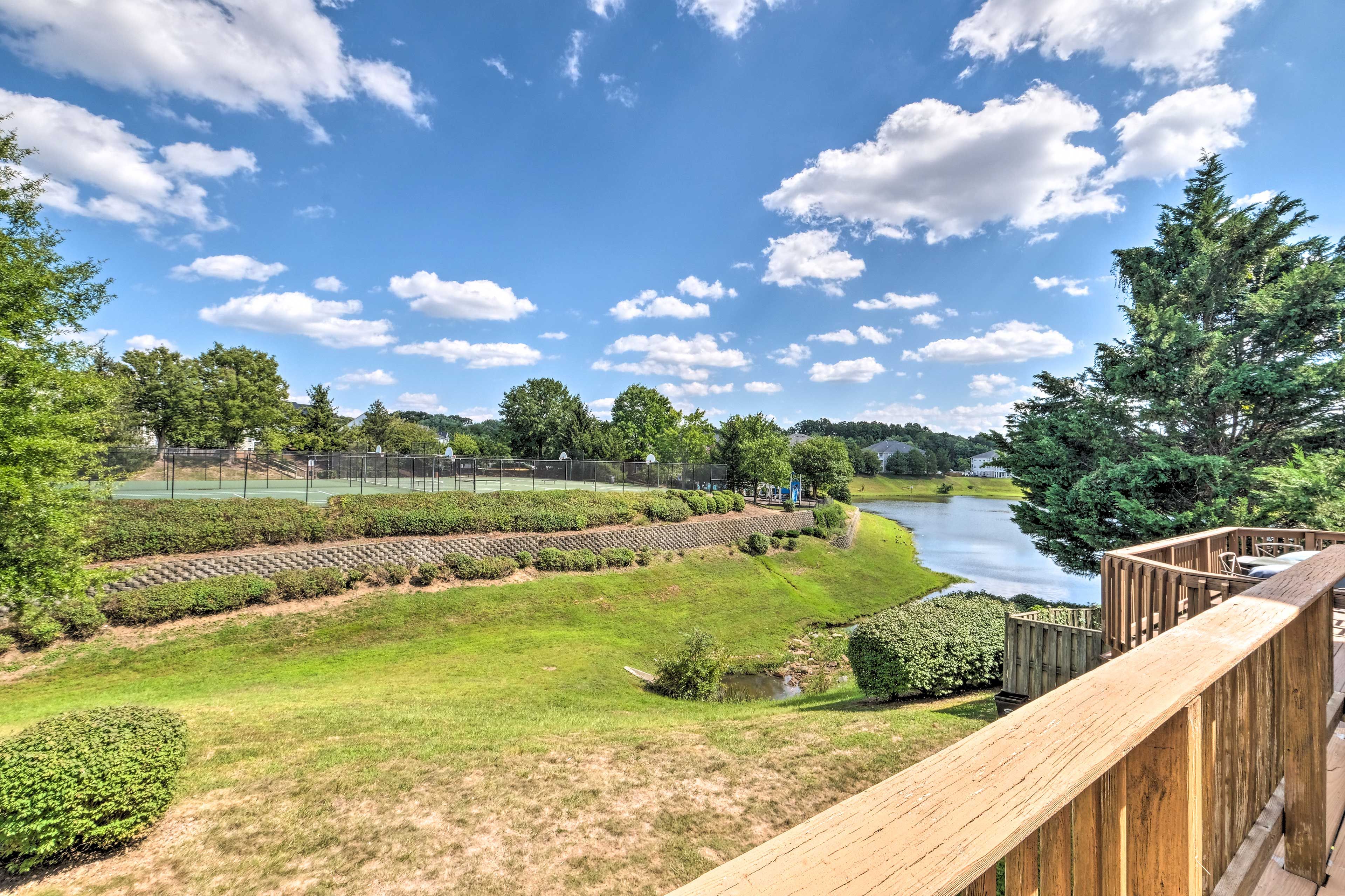 Community Amenities | Tennis Court | Basketball Court | Playground