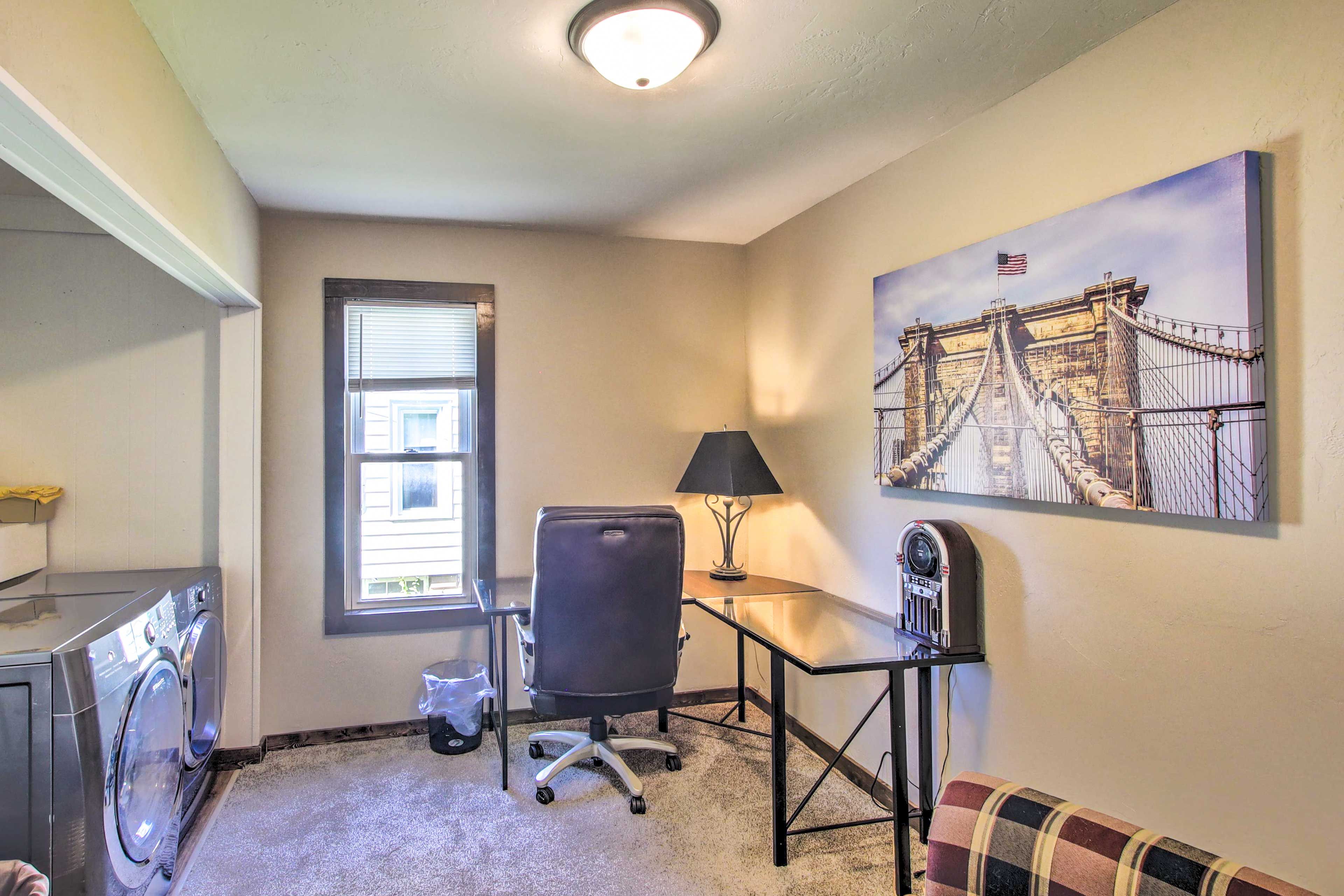 Office Area | Washer & Dryer