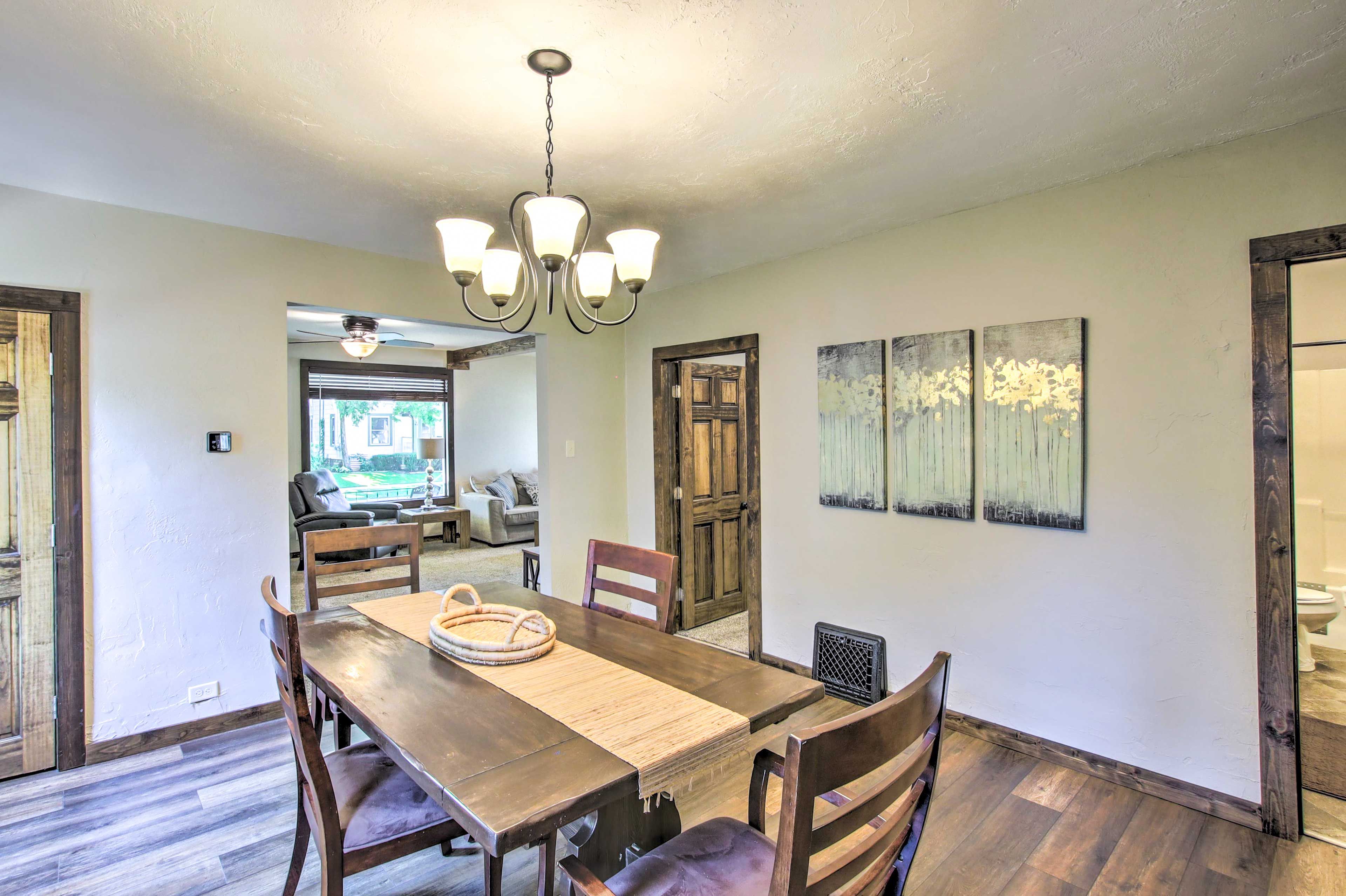 Dining Area | Dishware & Flatware