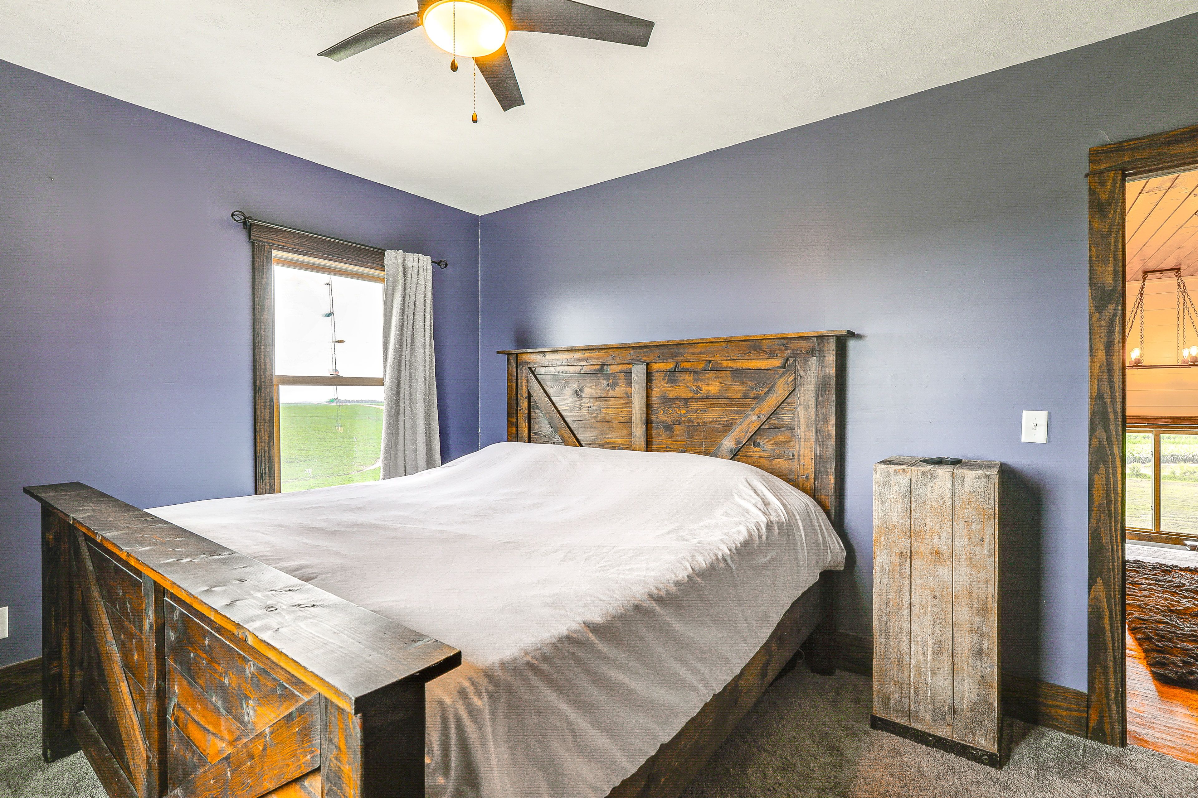 Bedroom 1 | King Bed | Linens Provided
