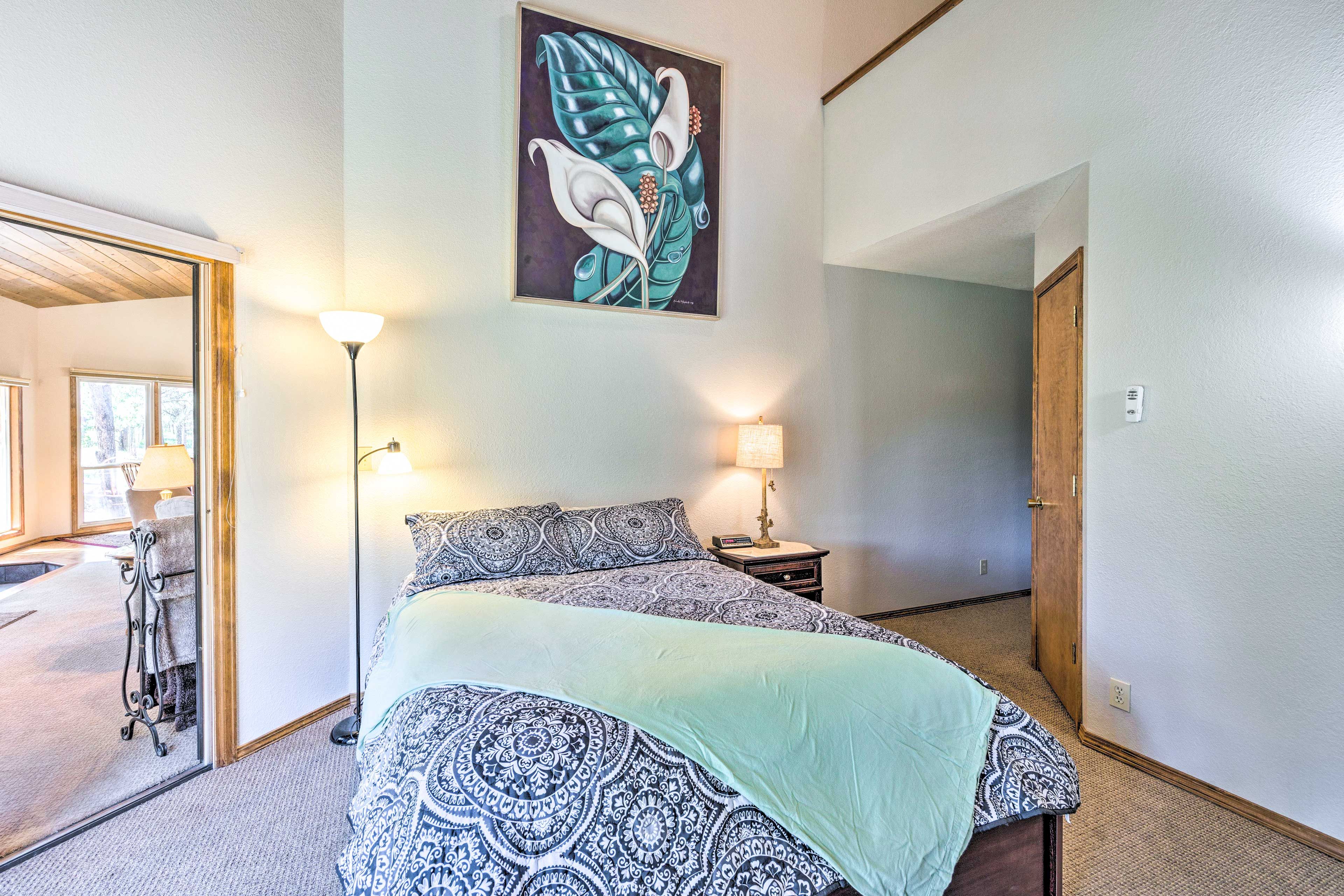 Bedroom 4 | Queen Bed | Loft TV Area