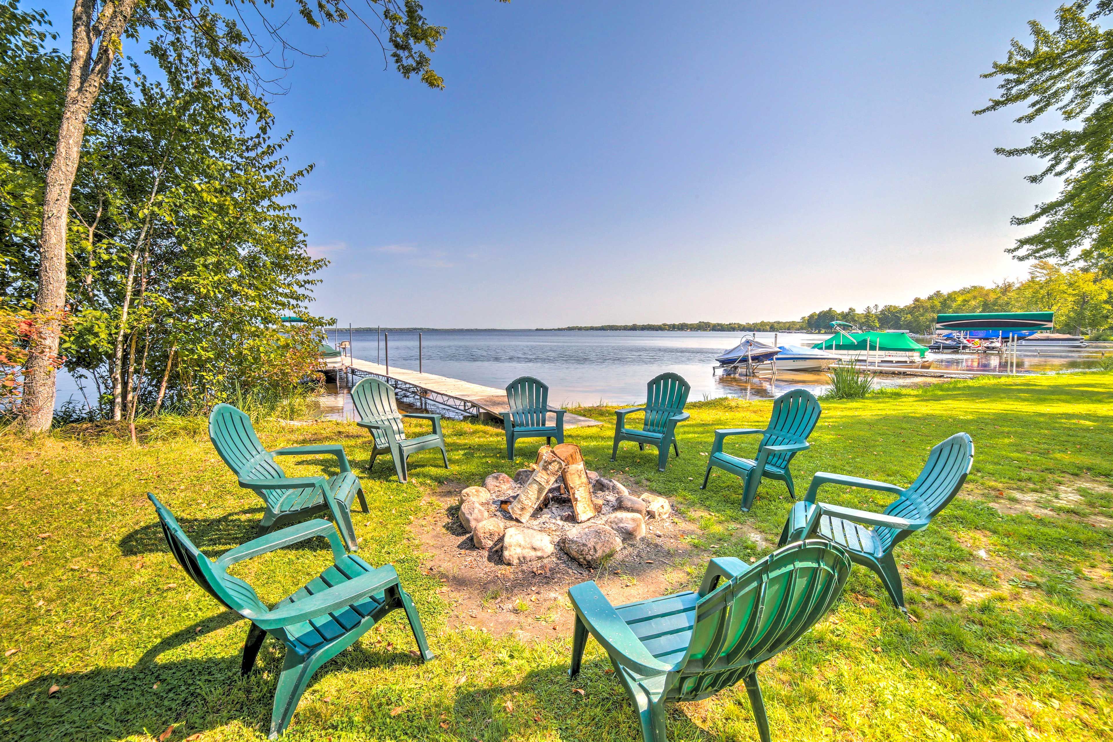 Crivitz Vacation Rental | 2BR | 1BA | Step-Free Access | 700 Sq Ft