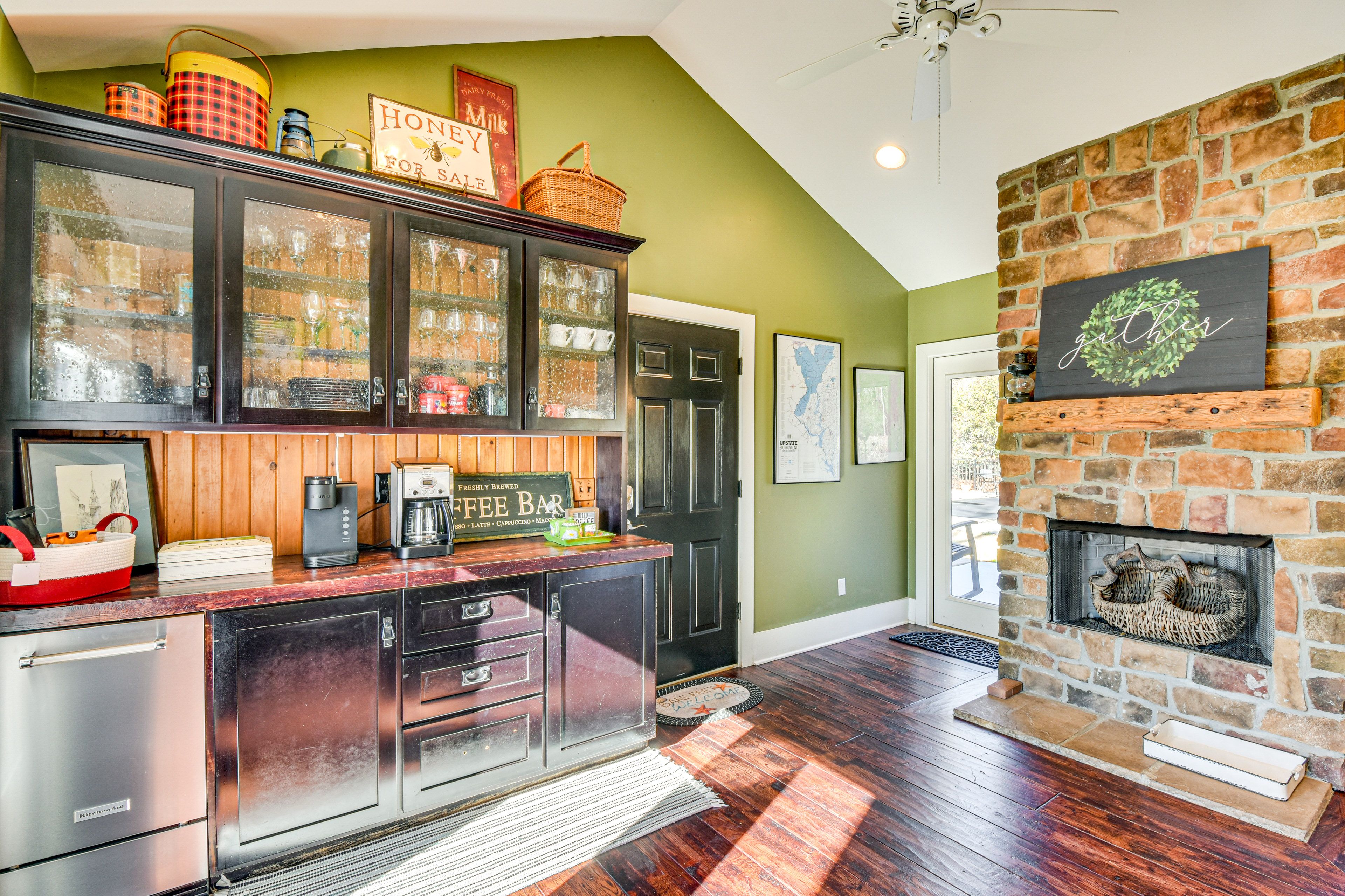 Coffee Bar | 1st Floor | Drip & Single-Serve Coffee Makers (Coffee Provided)