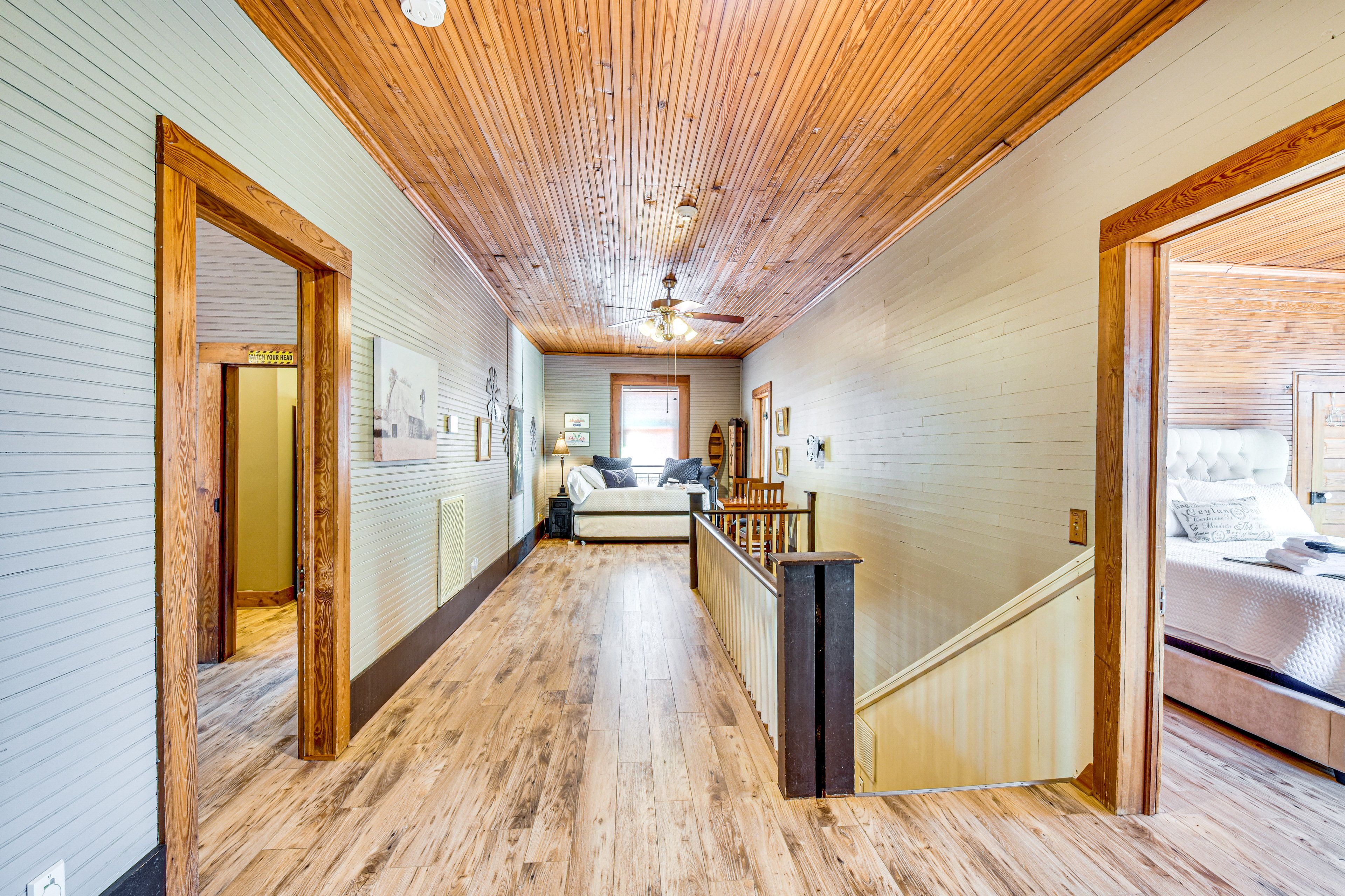 Sleeping Nook | 2nd Floor | Twin Daybed w/ Twin Trundle