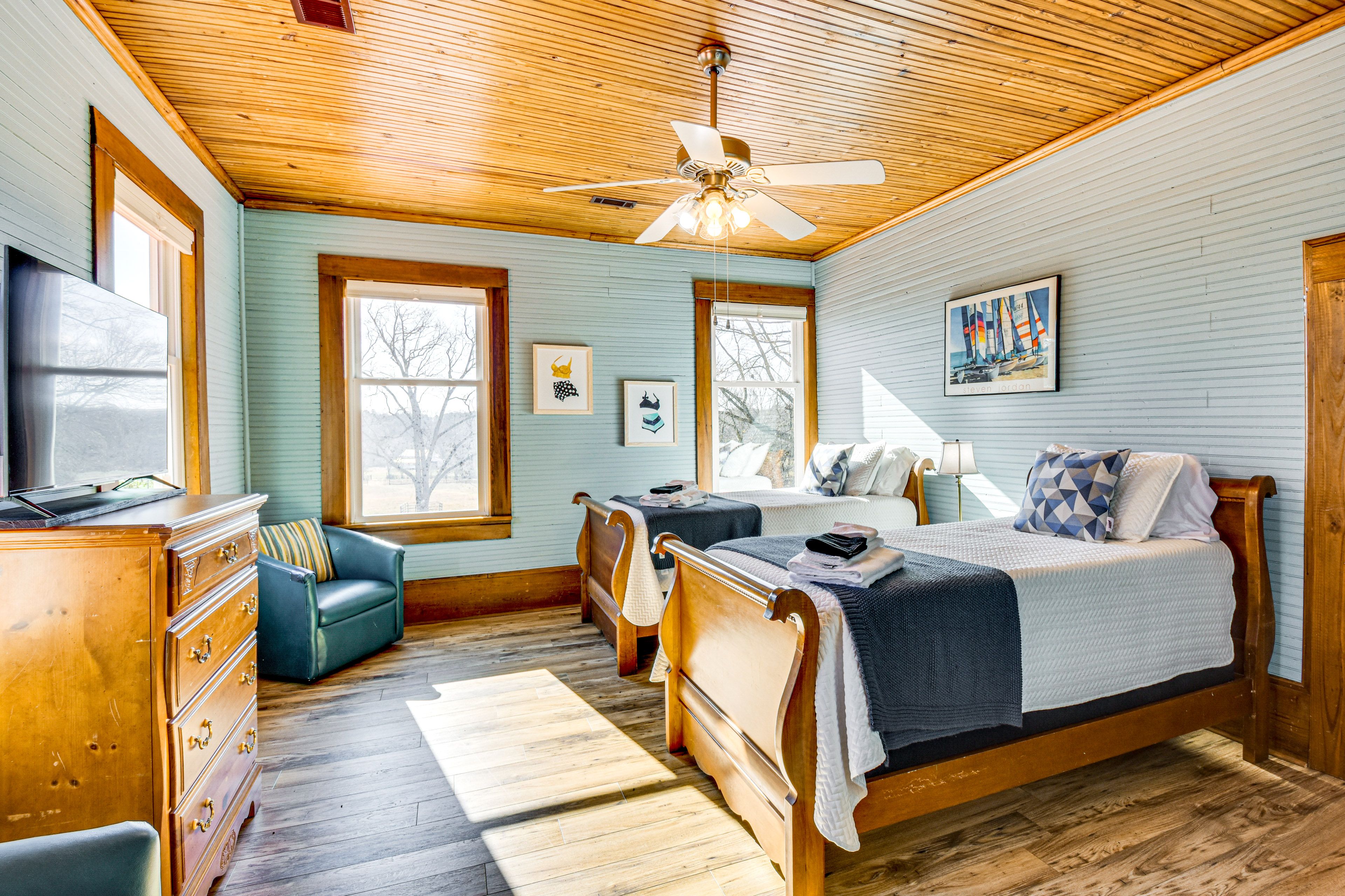 Bedroom 4 | 2nd Floor | 2 Twin Beds